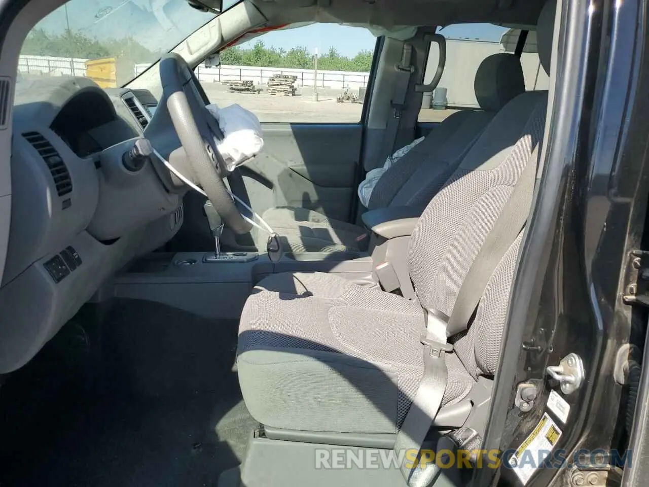 7 Photograph of a damaged car 1N6ED0EA6MN723675 NISSAN FRONTIER 2021