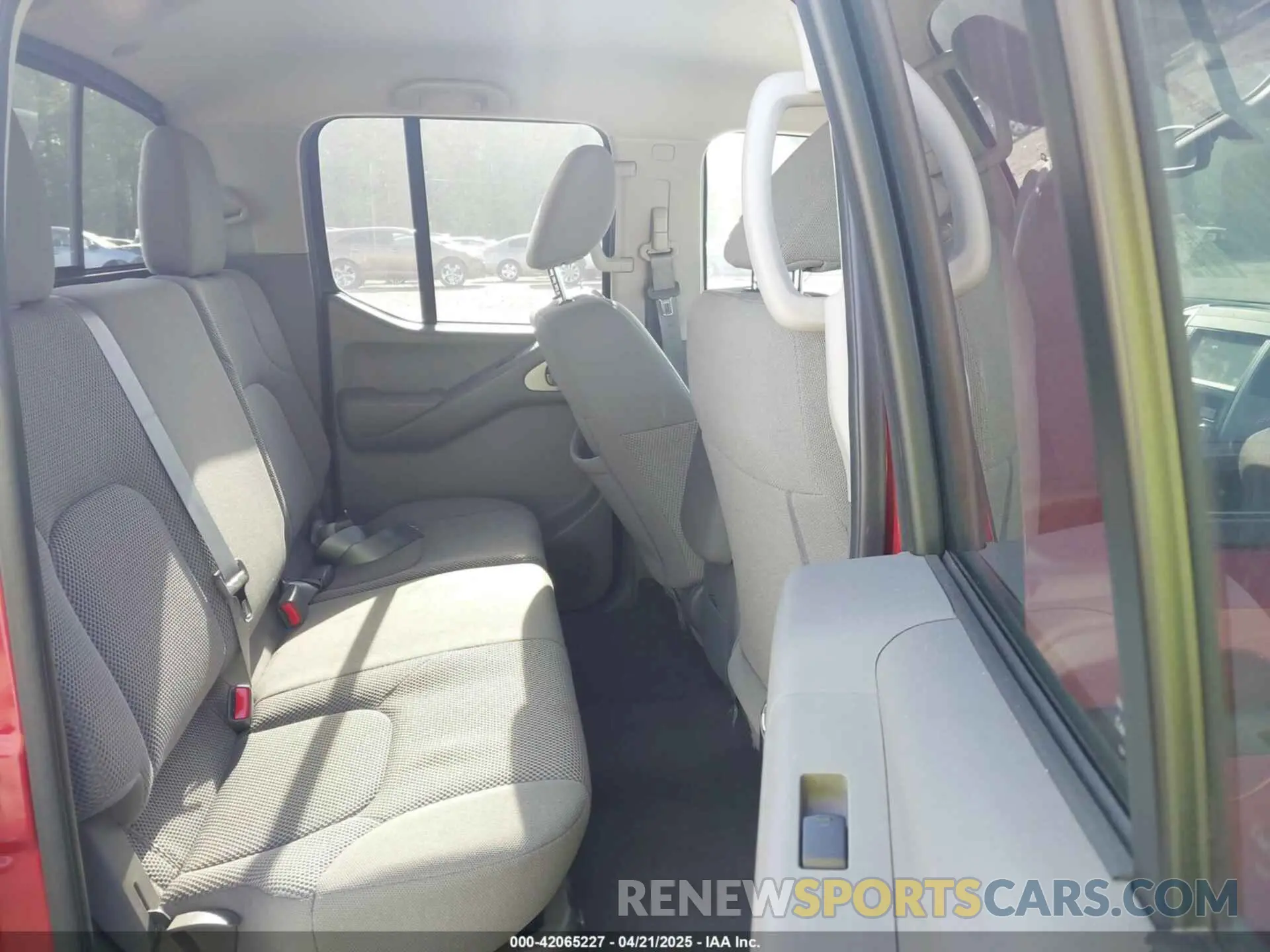 8 Photograph of a damaged car 1N6ED0EA8MN714704 NISSAN FRONTIER 2021