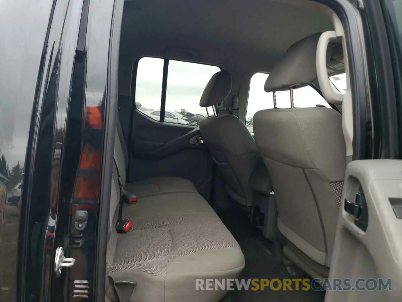 10 Photograph of a damaged car 1N6ED0EB1MN720823 NISSAN FRONTIER 2021