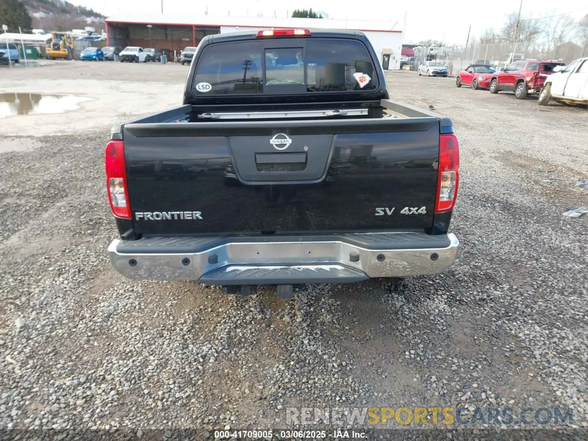 15 Photograph of a damaged car 1N6ED0EB2MN716246 NISSAN FRONTIER 2021