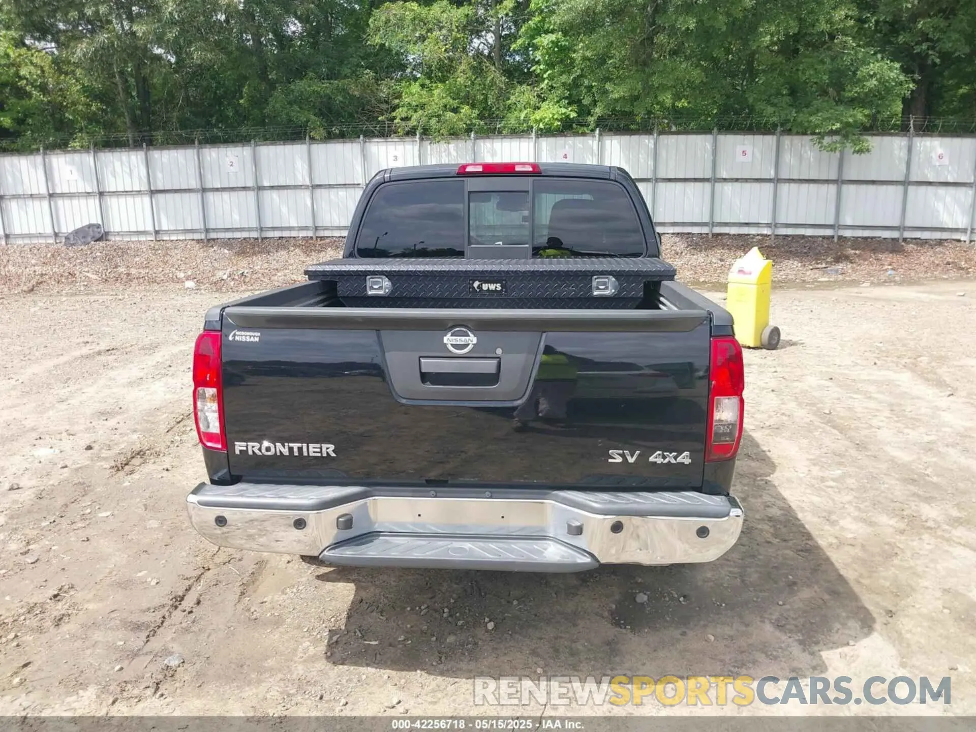 16 Photograph of a damaged car 1N6ED0EB9MN716924 NISSAN FRONTIER 2021