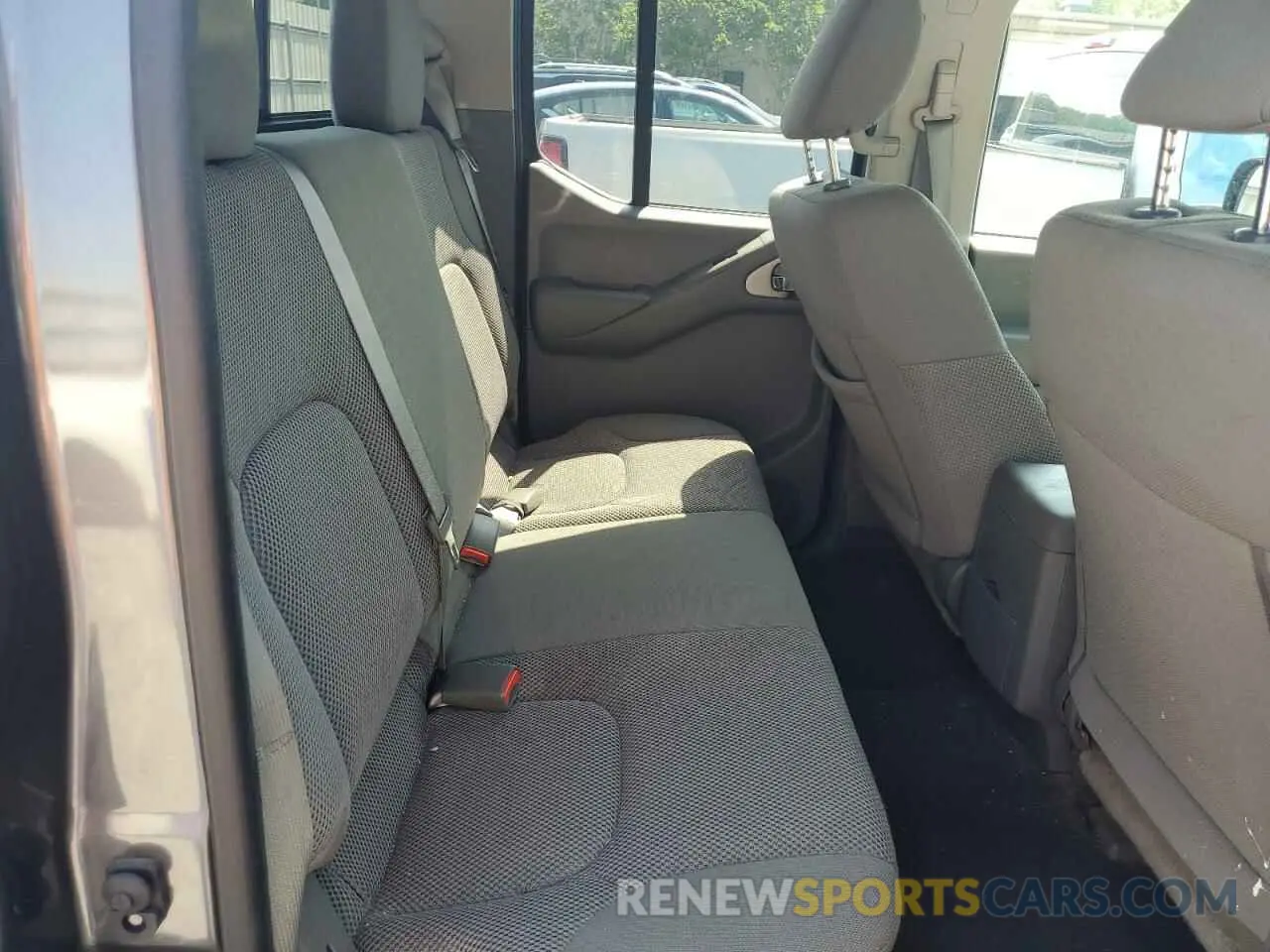 10 Photograph of a damaged car 1N6ED0EB9MN721637 NISSAN FRONTIER 2021
