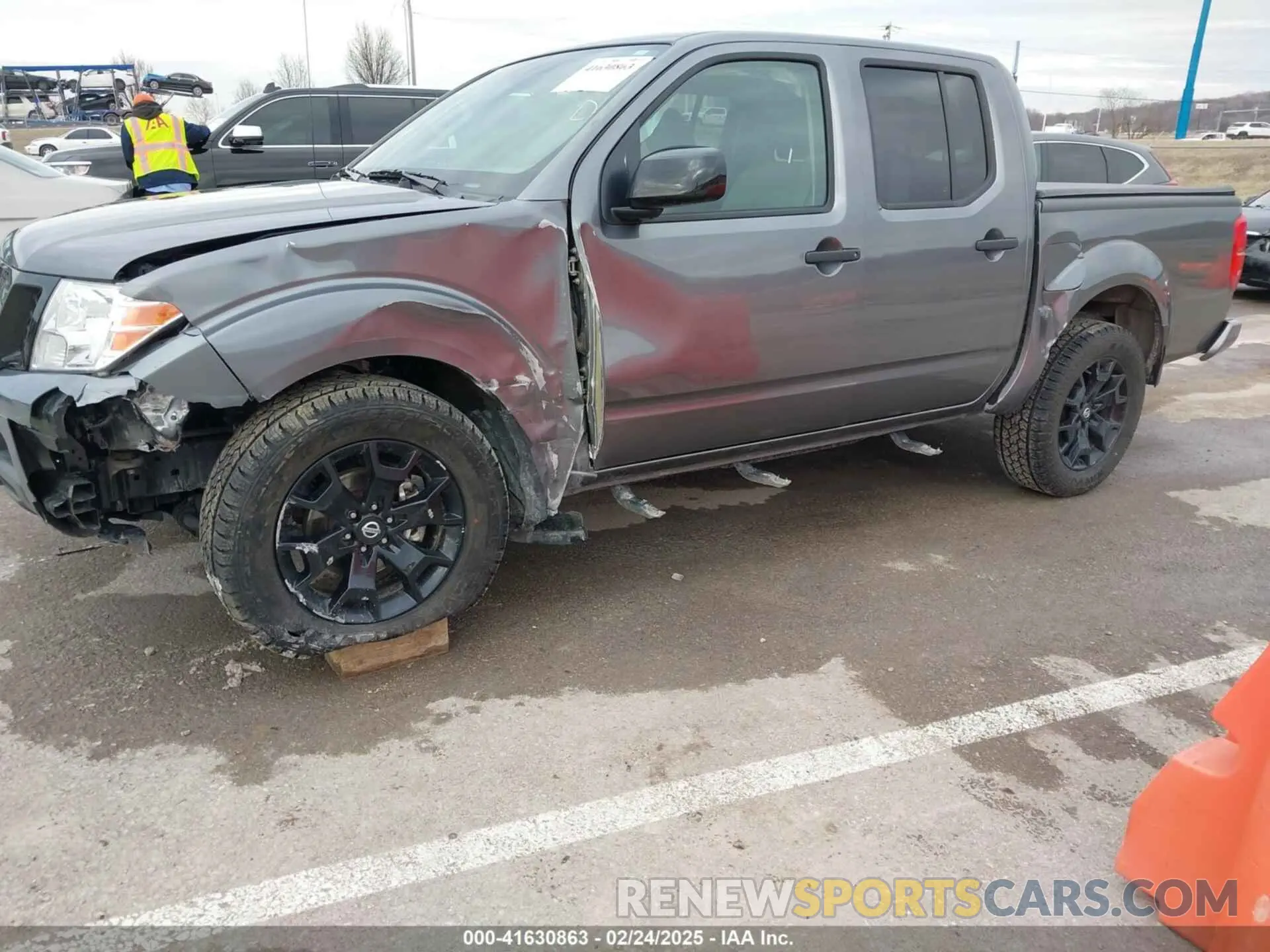 18 Photograph of a damaged car 1N6ED0EBXMN721114 NISSAN FRONTIER 2021