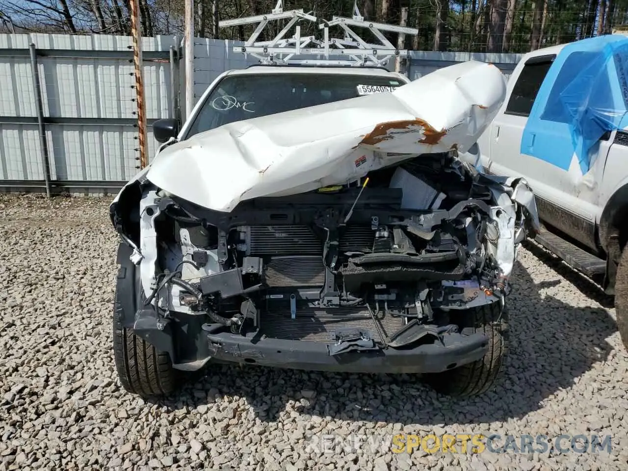 5 Photograph of a damaged car 1N6ED1CL0NN679734 NISSAN FRONTIER 2022