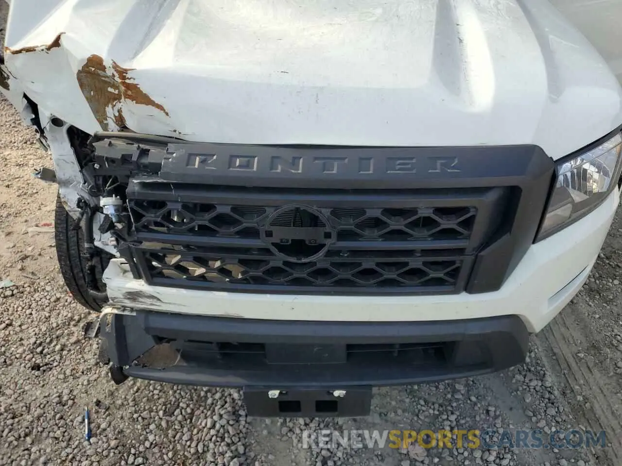 11 Photograph of a damaged car 1N6ED1CL2NN655760 NISSAN FRONTIER 2022