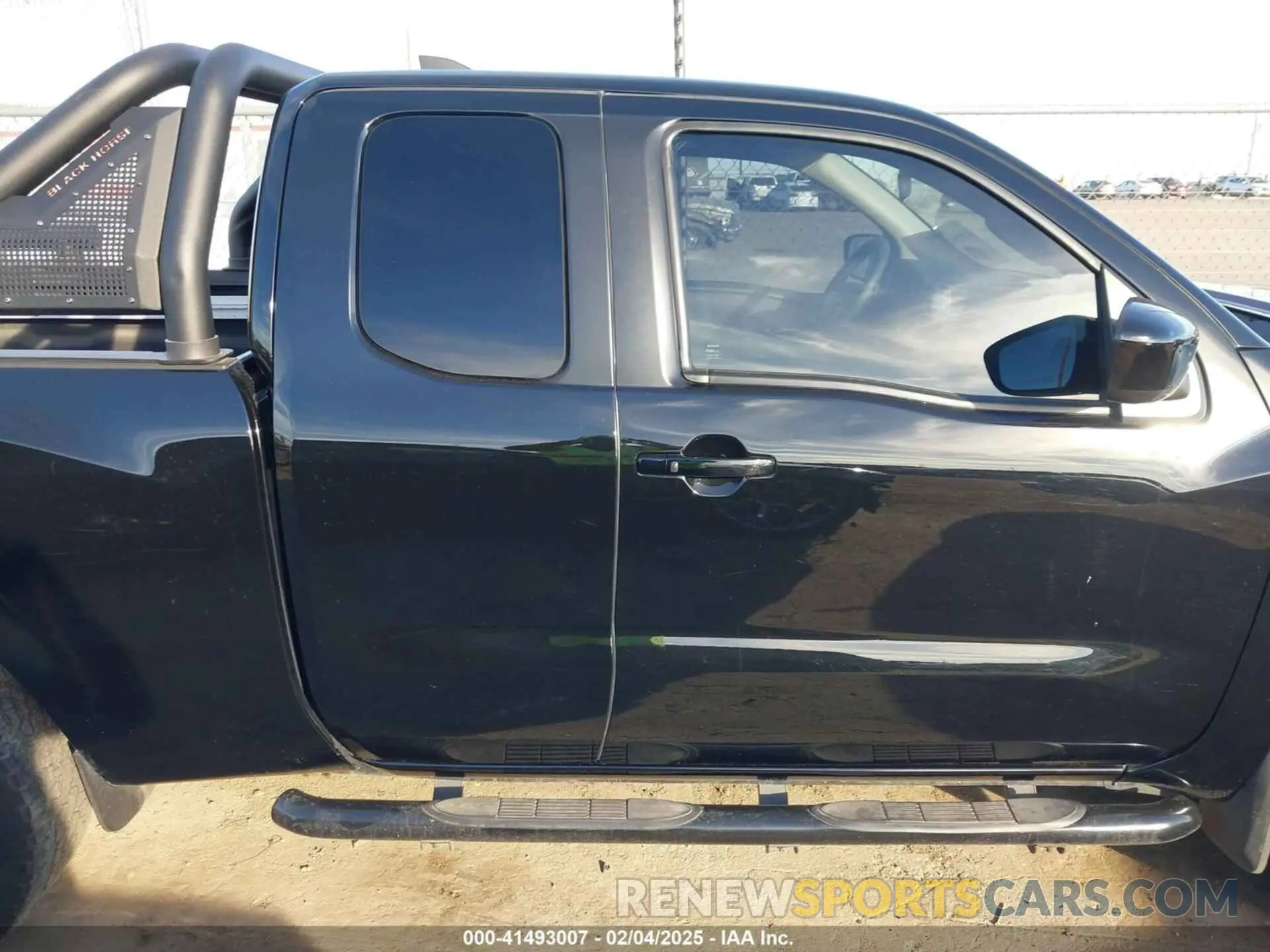 13 Photograph of a damaged car 1N6ED1CL3NN681378 NISSAN FRONTIER 2022