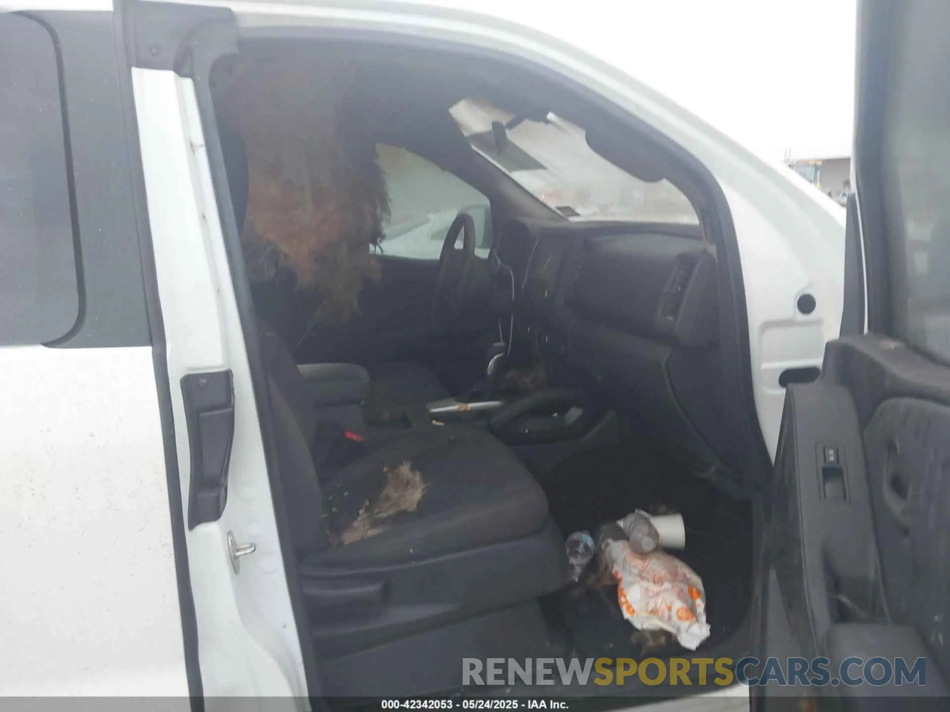 5 Photograph of a damaged car 1N6ED1CL8NN623072 NISSAN FRONTIER 2022