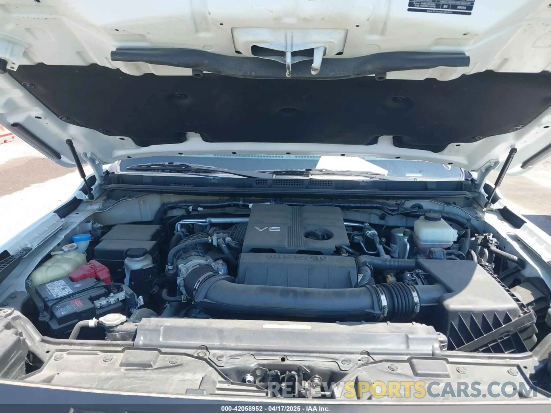 10 Photograph of a damaged car 1N6ED1CL9NN691560 NISSAN FRONTIER 2022
