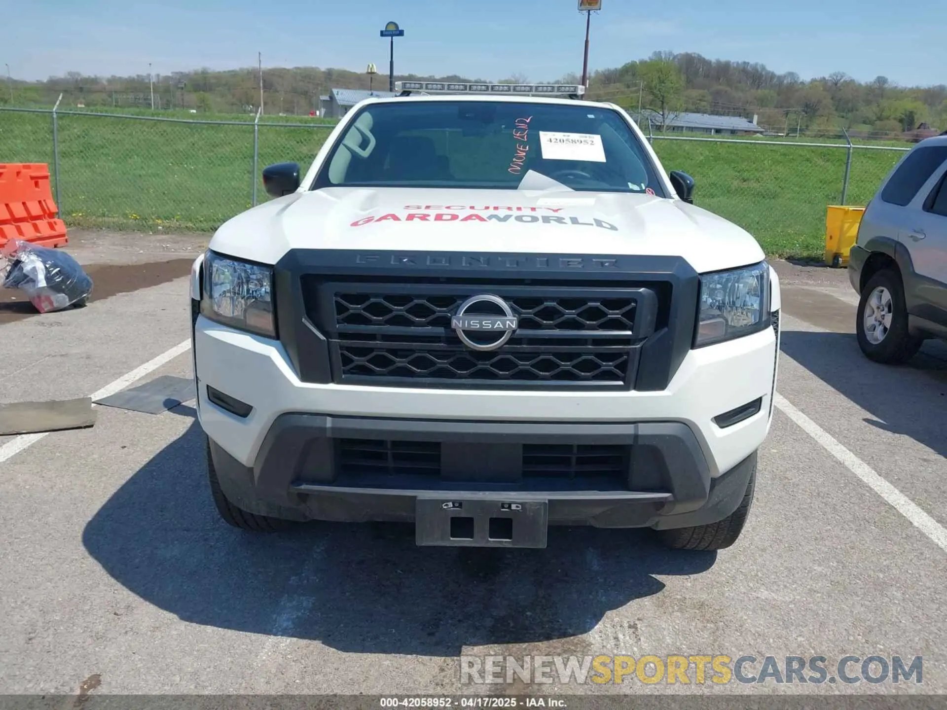 12 Photograph of a damaged car 1N6ED1CL9NN691560 NISSAN FRONTIER 2022
