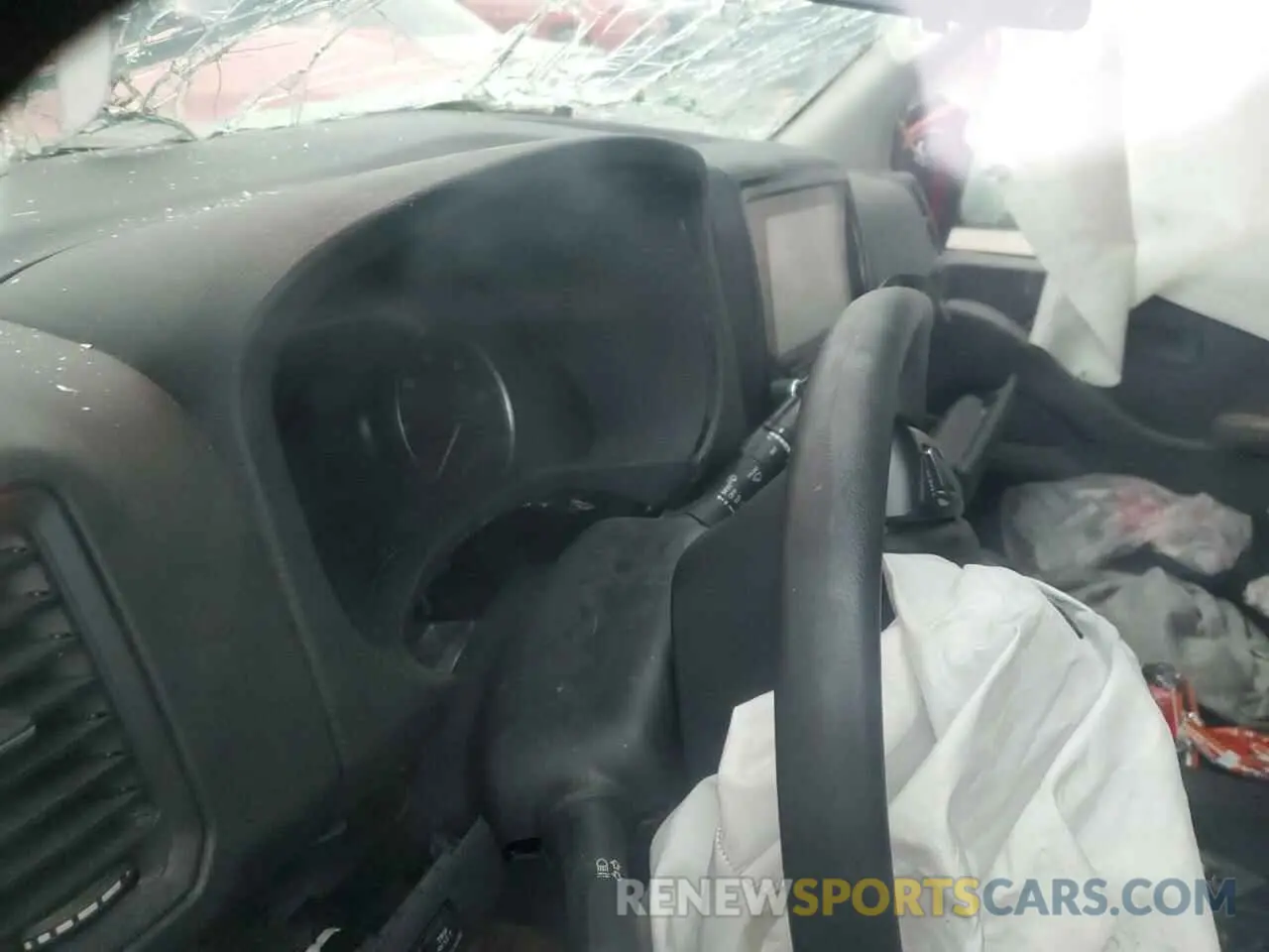 9 Photograph of a damaged car 1N6ED1CM4NN619965 NISSAN FRONTIER 2022