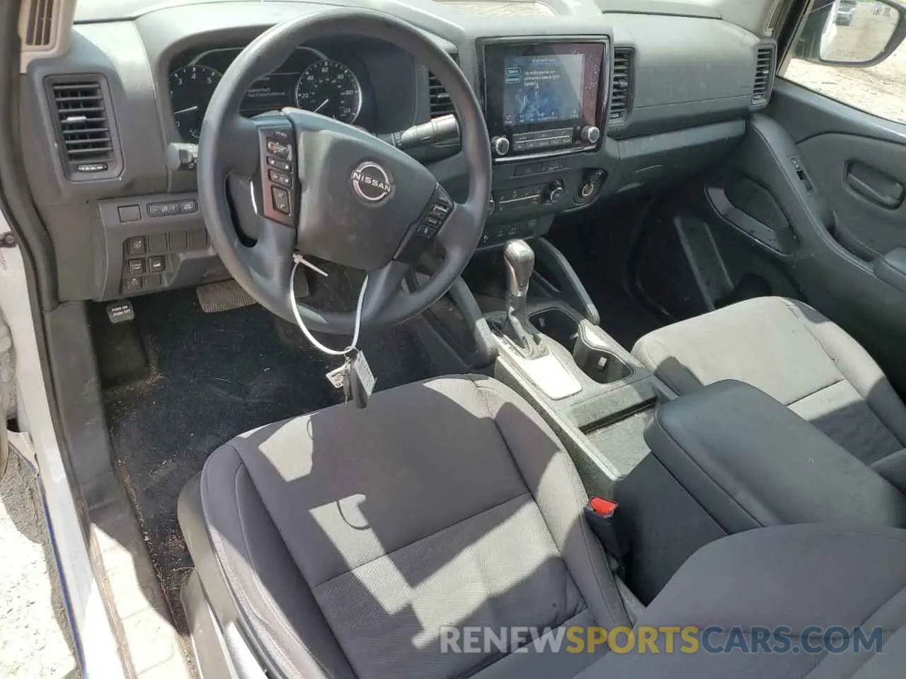 8 Photograph of a damaged car 1N6ED1CM6NN677009 NISSAN FRONTIER 2022