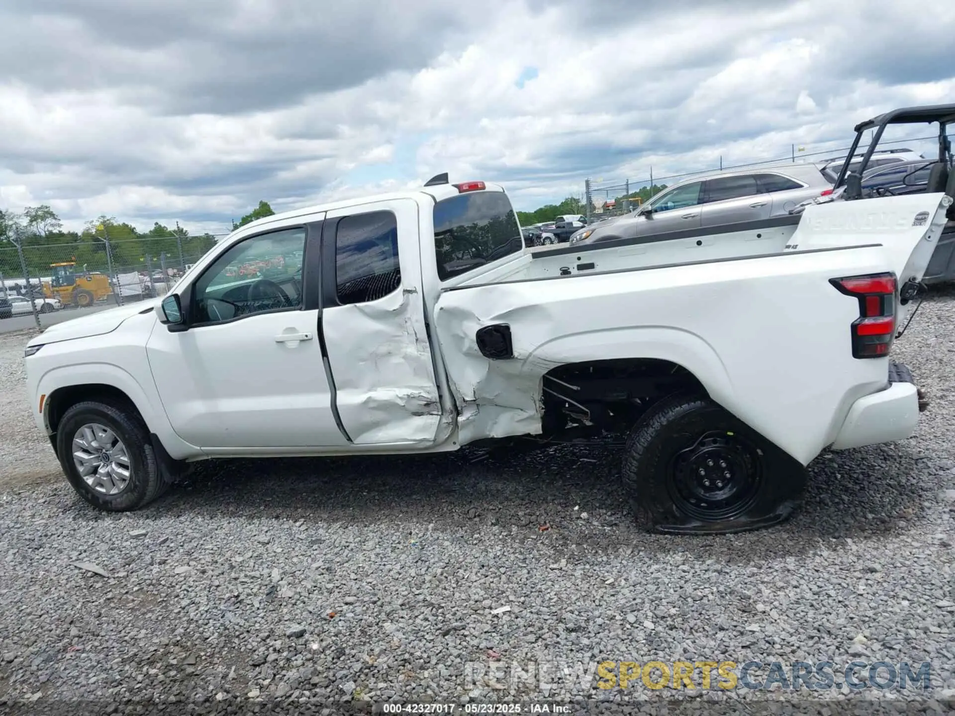 13 Photograph of a damaged car 1N6ED1CMXNN664800 NISSAN FRONTIER 2022