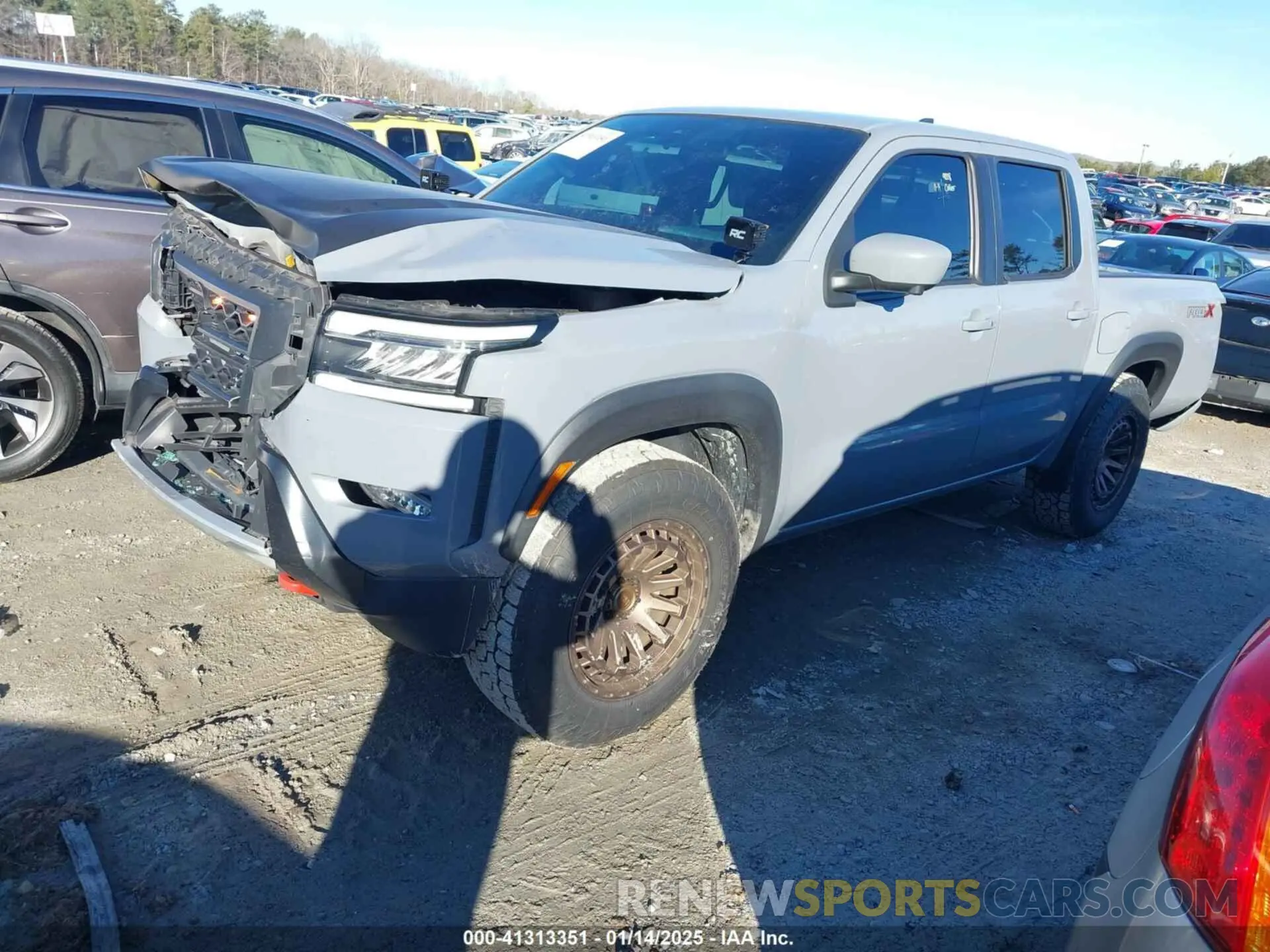 2 Photograph of a damaged car 1N6ED1EJ0NN629038 NISSAN FRONTIER 2022