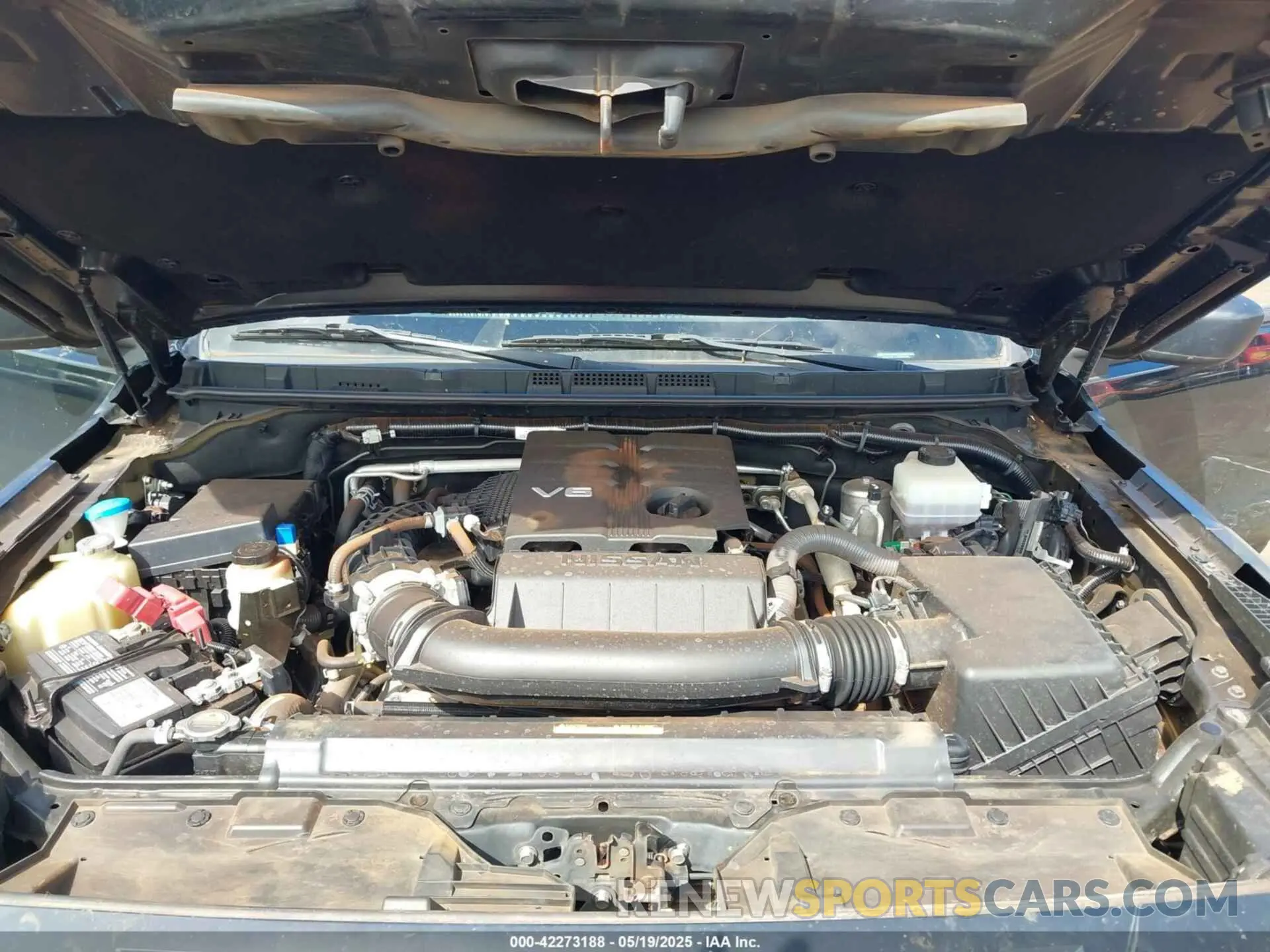 10 Photograph of a damaged car 1N6ED1EJ1NN645586 NISSAN FRONTIER 2022