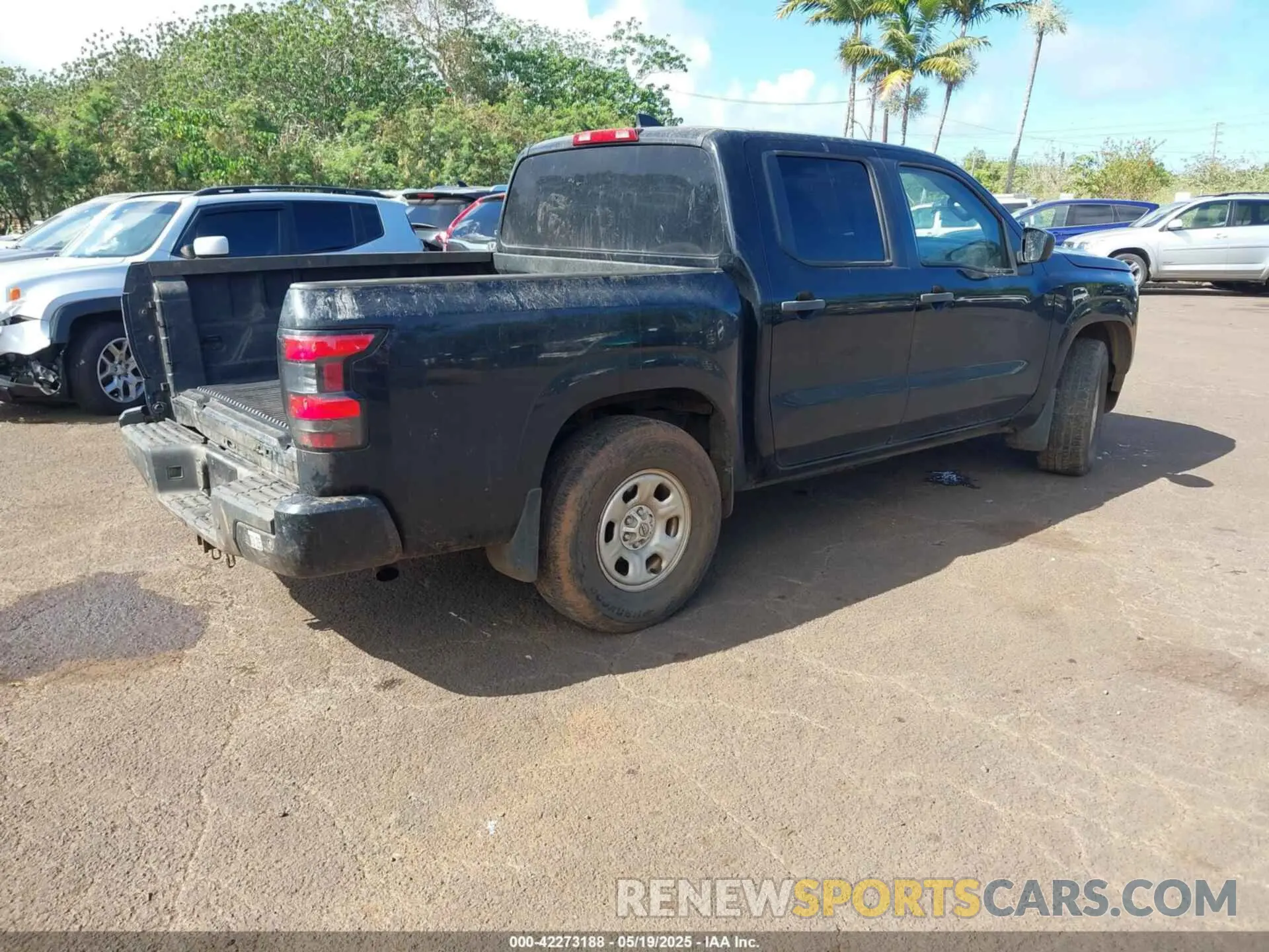 4 Photograph of a damaged car 1N6ED1EJ1NN645586 NISSAN FRONTIER 2022