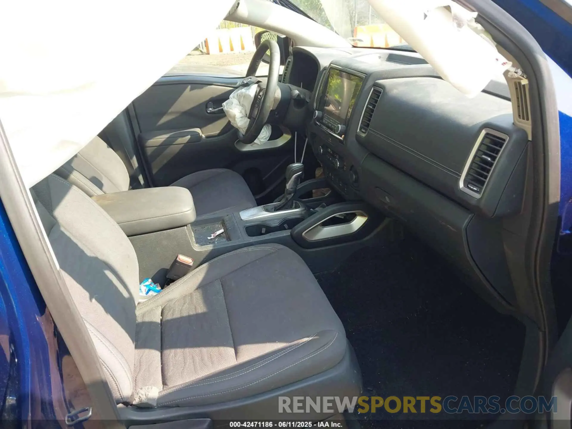 5 Photograph of a damaged car 1N6ED1EJ2NN602942 NISSAN FRONTIER 2022