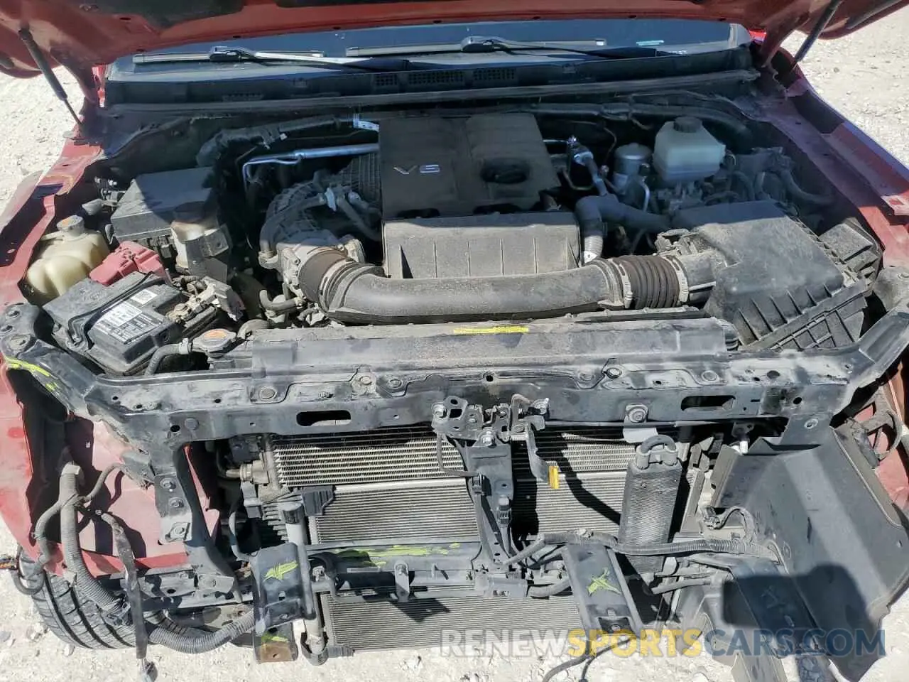 11 Photograph of a damaged car 1N6ED1EJ2NN622043 NISSAN FRONTIER 2022