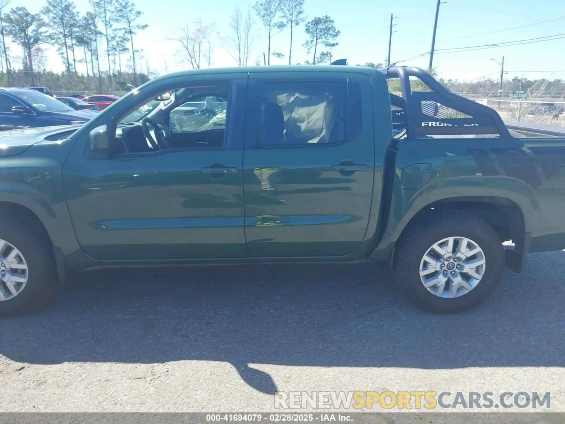 14 Photograph of a damaged car 1N6ED1EJ2NN632457 NISSAN FRONTIER 2022