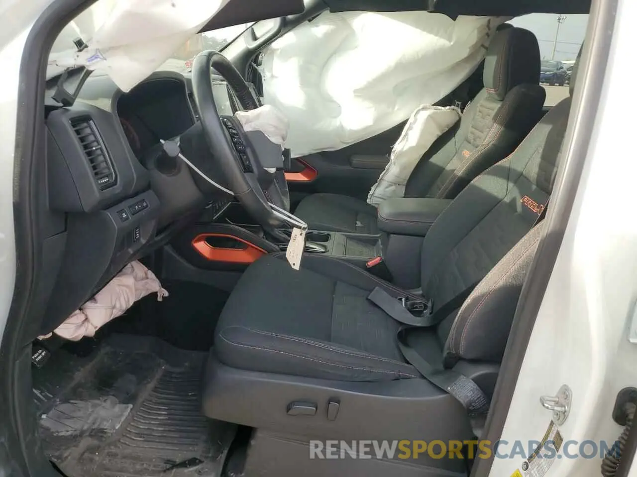 7 Photograph of a damaged car 1N6ED1EJ2NN644110 NISSAN FRONTIER 2022