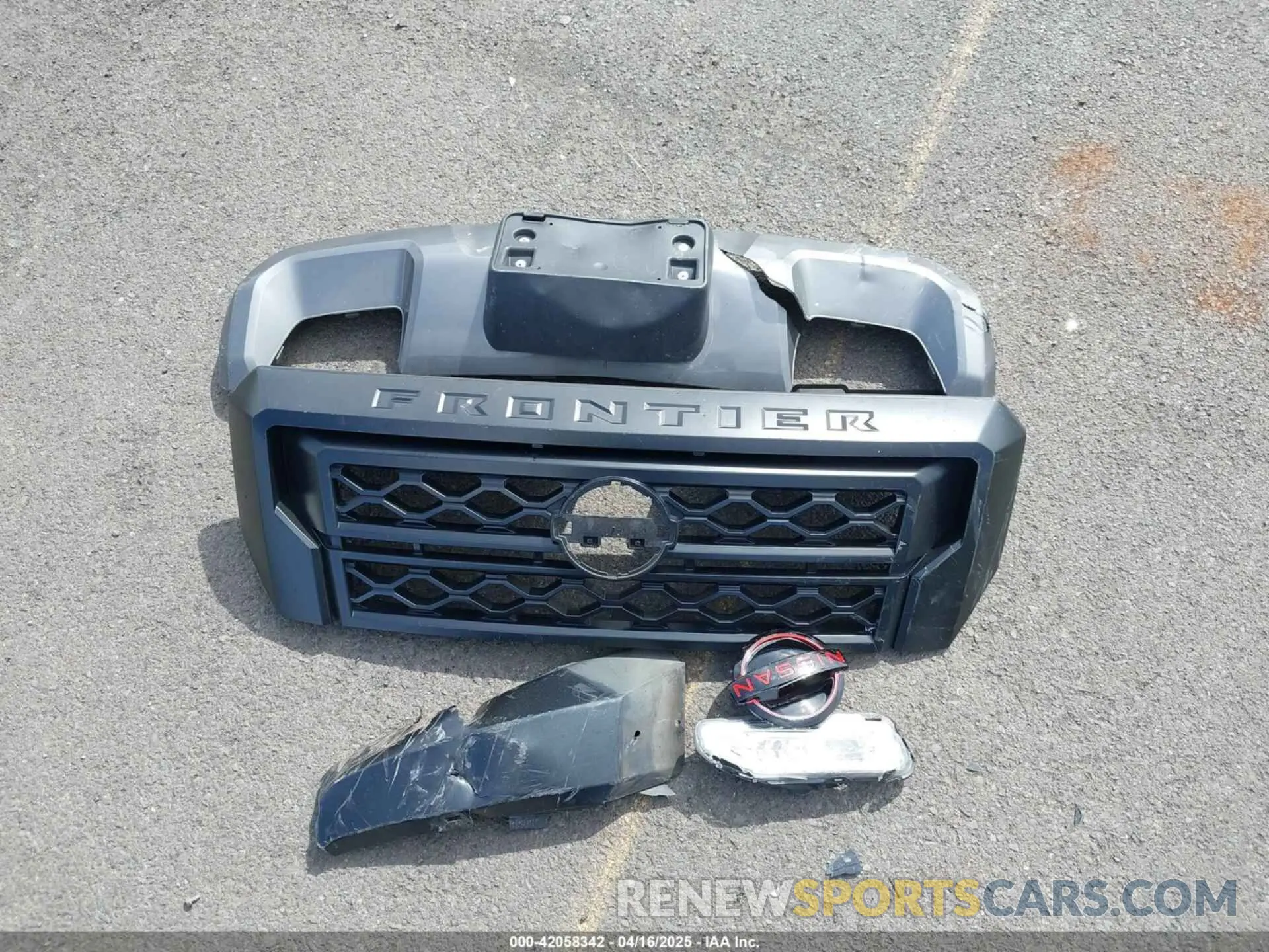 12 Photograph of a damaged car 1N6ED1EJ3NN666598 NISSAN FRONTIER 2022
