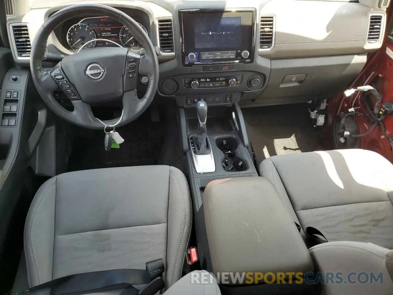 8 Photograph of a damaged car 1N6ED1EJ4NN626305 NISSAN FRONTIER 2022
