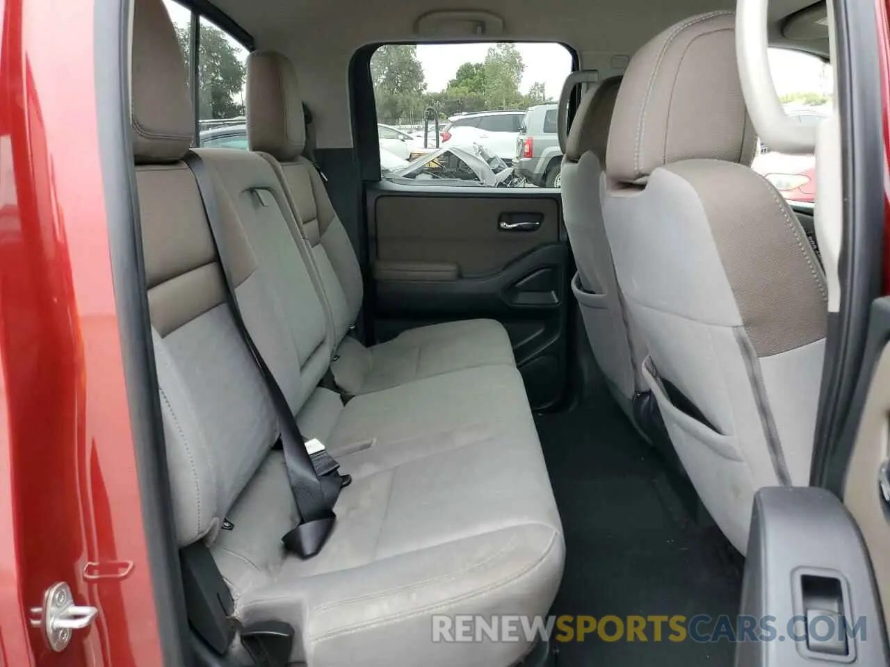 10 Photograph of a damaged car 1N6ED1EJ4NN654640 NISSAN FRONTIER 2022