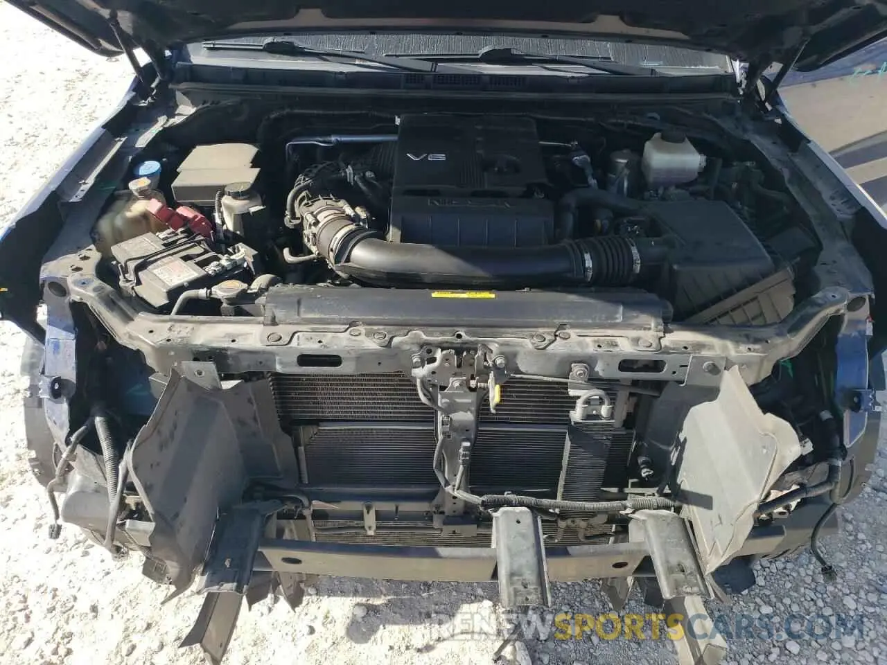 11 Photograph of a damaged car 1N6ED1EJ5NN626801 NISSAN FRONTIER 2022