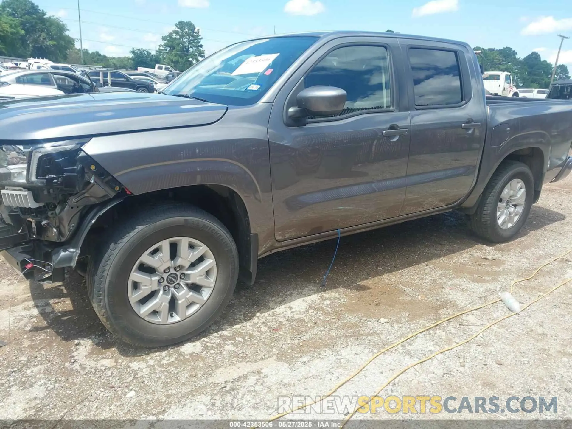 15 Photograph of a damaged car 1N6ED1EJ5NN643095 NISSAN FRONTIER 2022