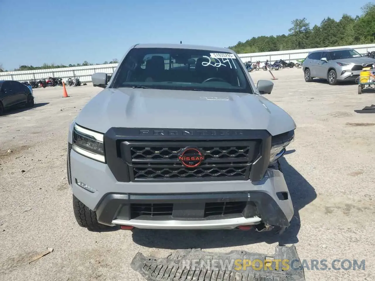 5 Photograph of a damaged car 1N6ED1EJ5NN679157 NISSAN FRONTIER 2022