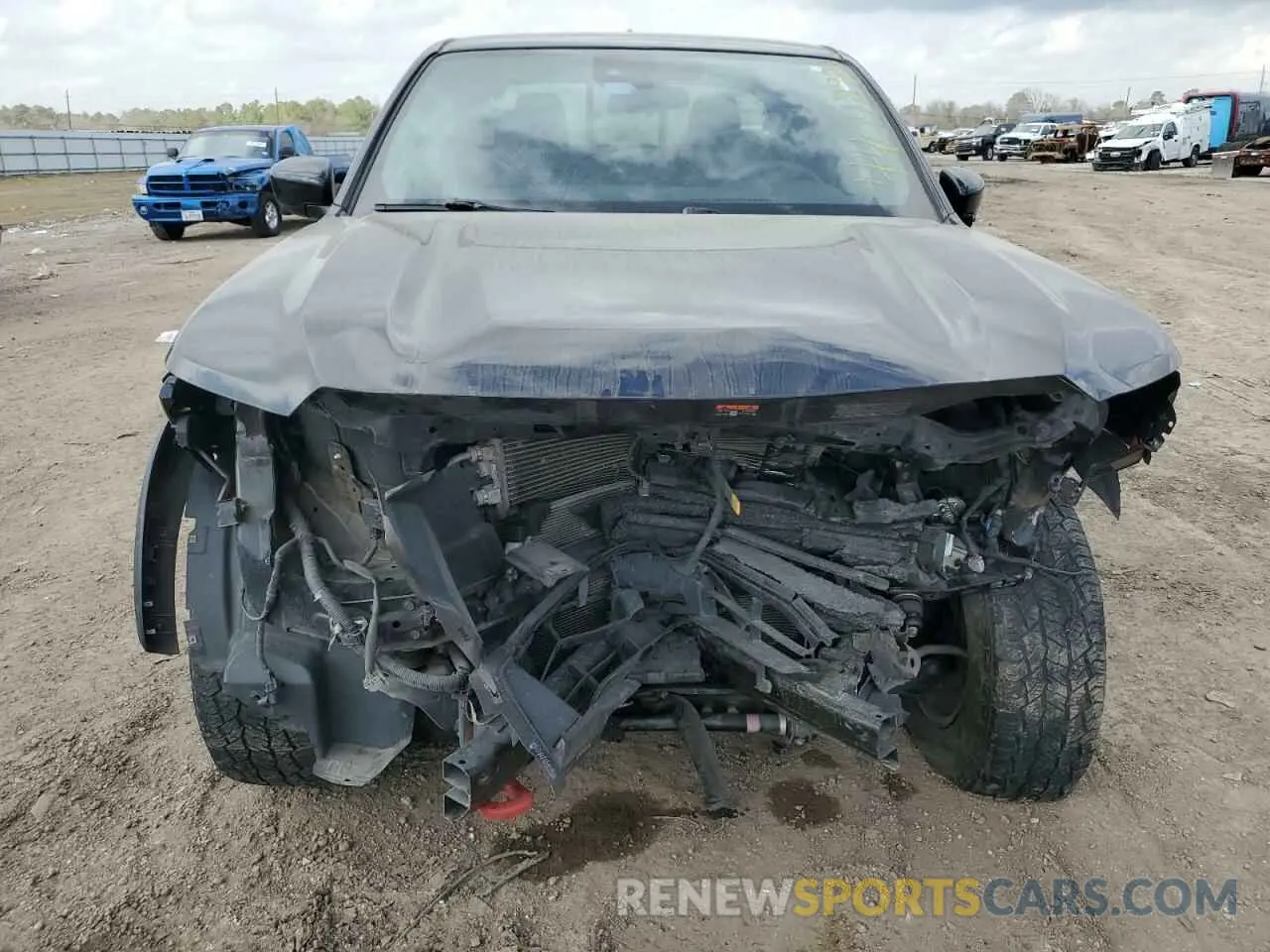 5 Photograph of a damaged car 1N6ED1EJ6NN642652 NISSAN FRONTIER 2022