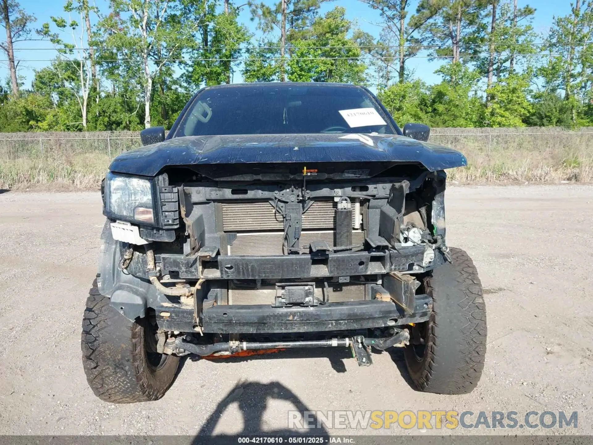13 Photograph of a damaged car 1N6ED1EJ6NN682732 NISSAN FRONTIER 2022