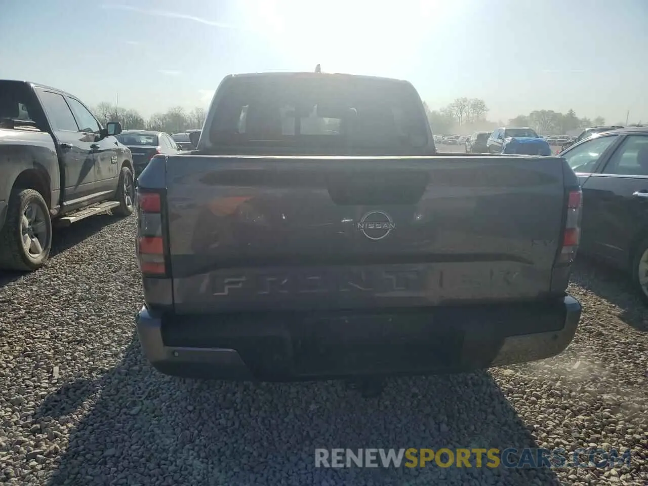 6 Photograph of a damaged car 1N6ED1EJ7NN658746 NISSAN FRONTIER 2022