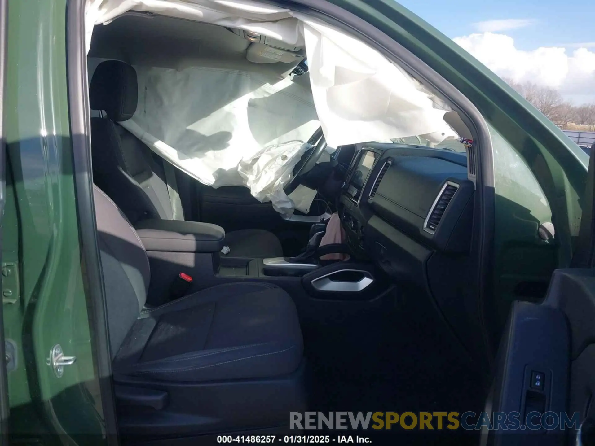 5 Photograph of a damaged car 1N6ED1EJ9NN608138 NISSAN FRONTIER 2022