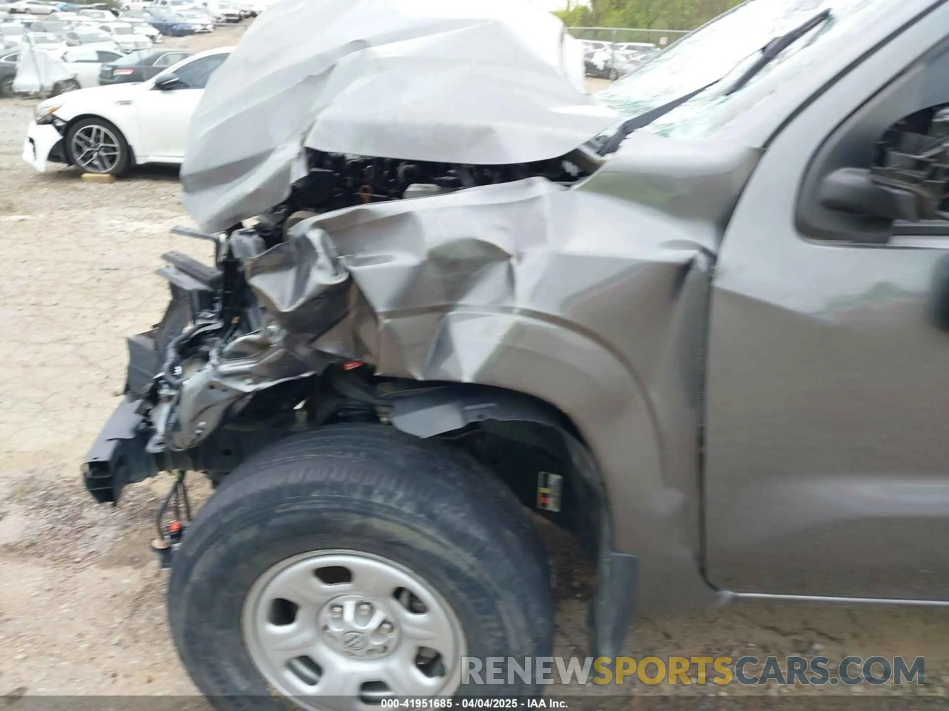 12 Photograph of a damaged car 1N6ED1EJ9NN610701 NISSAN FRONTIER 2022