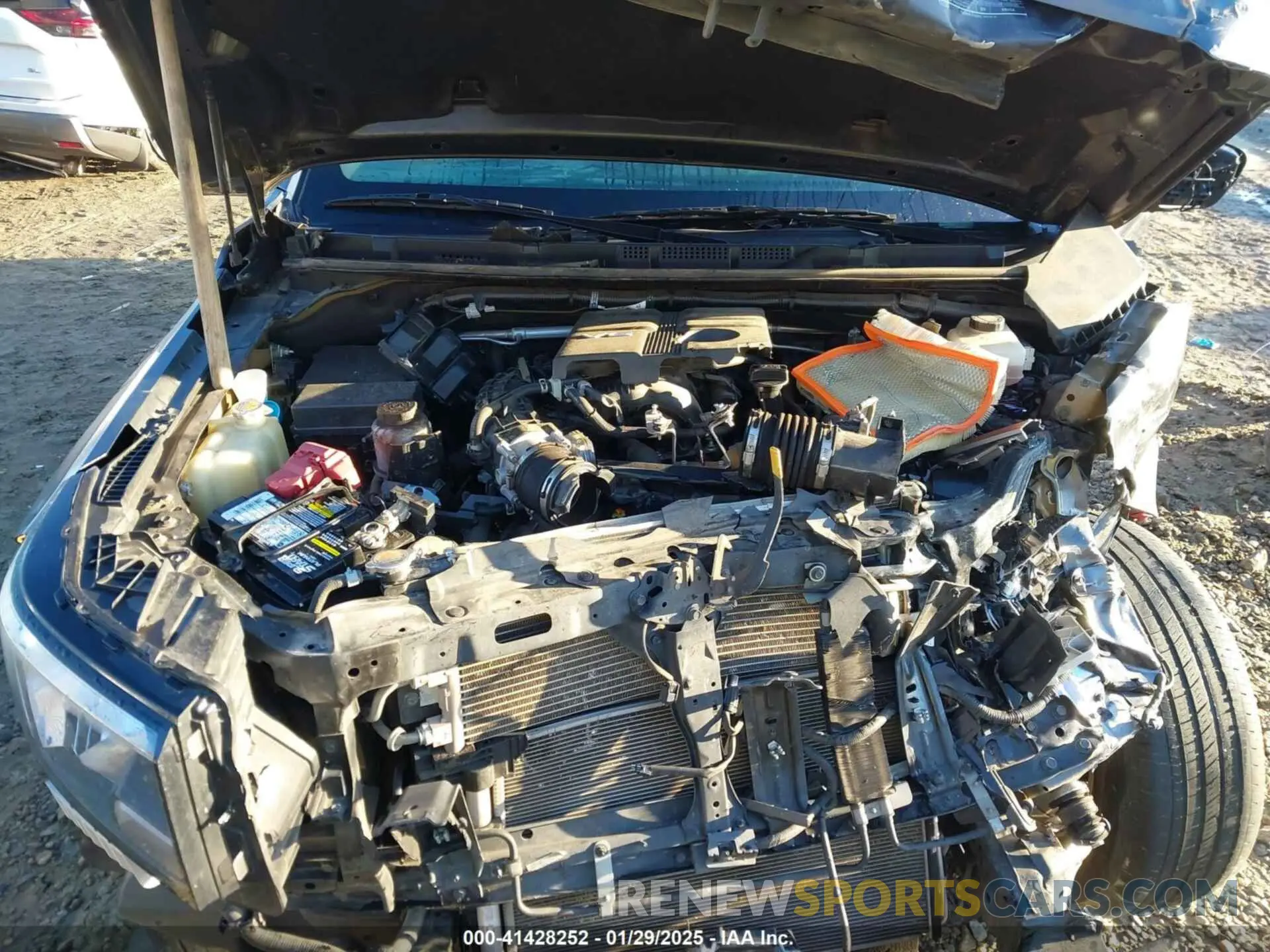 10 Photograph of a damaged car 1N6ED1EJ9NN637574 NISSAN FRONTIER 2022