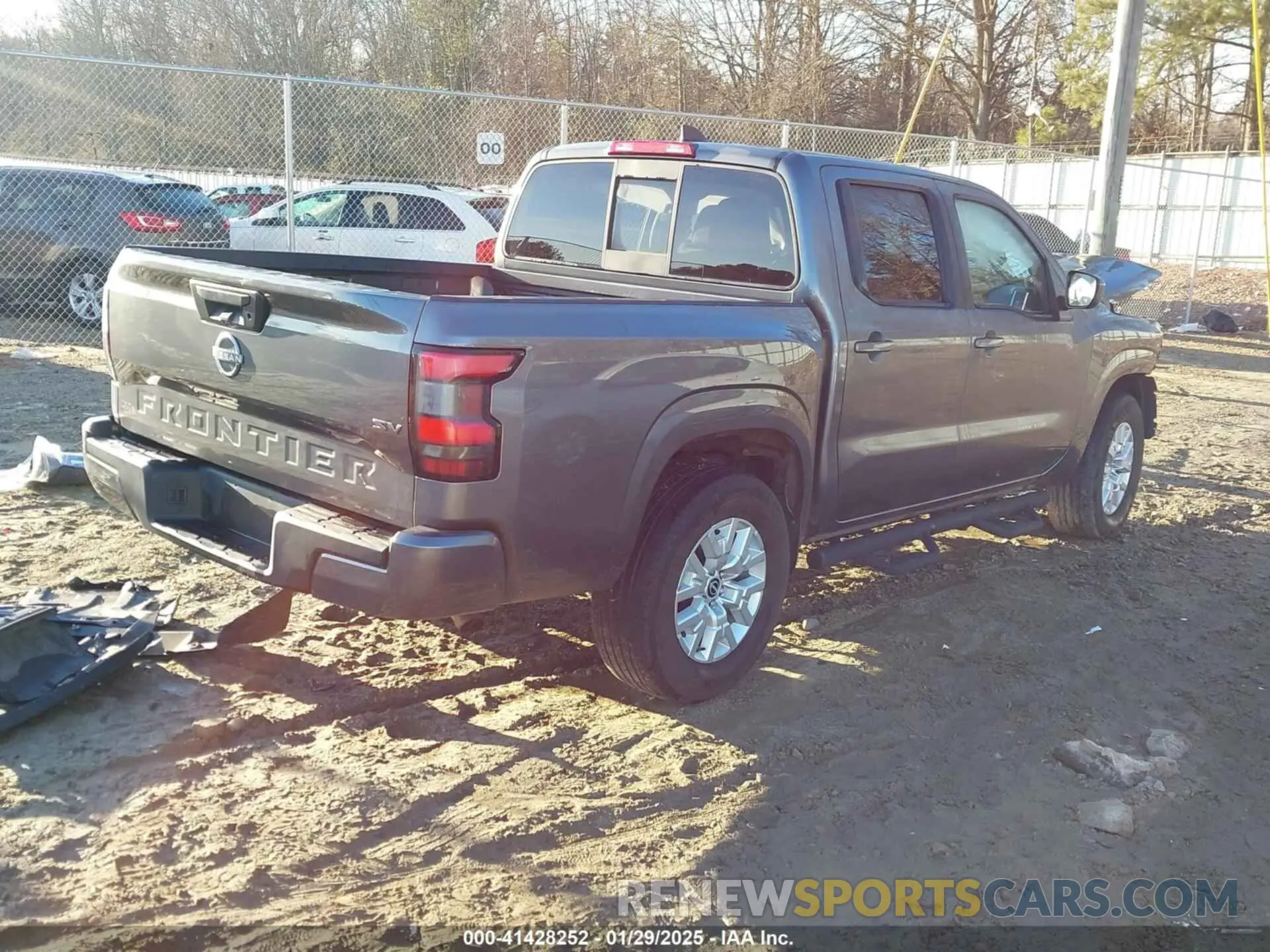 4 Photograph of a damaged car 1N6ED1EJ9NN637574 NISSAN FRONTIER 2022