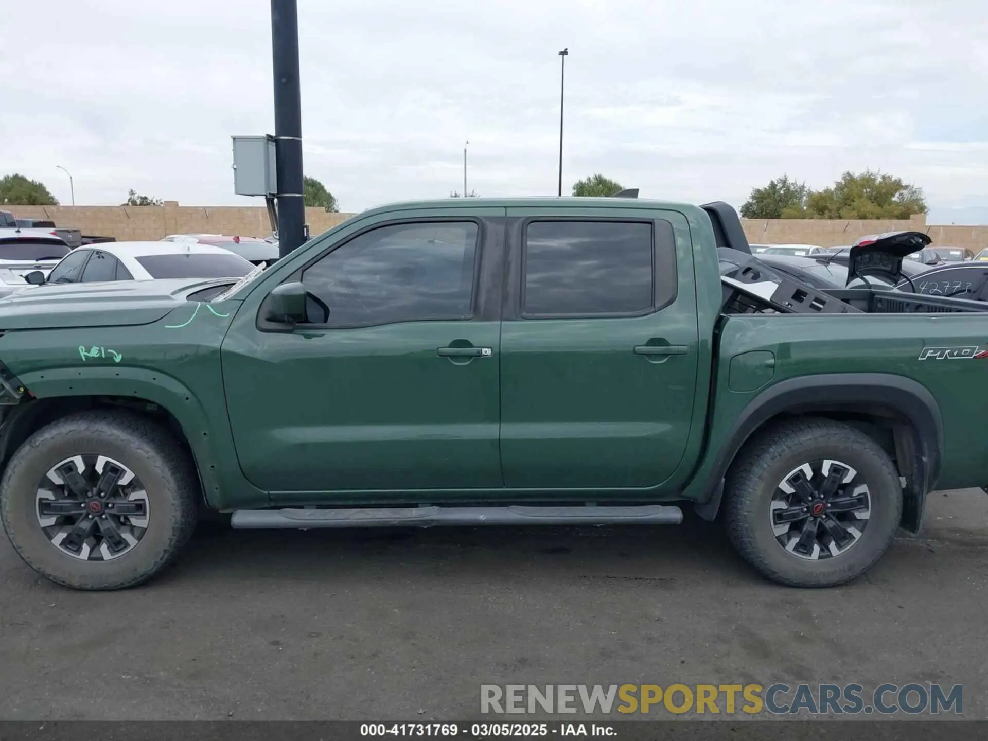 15 Photograph of a damaged car 1N6ED1EJ9NN644248 NISSAN FRONTIER 2022