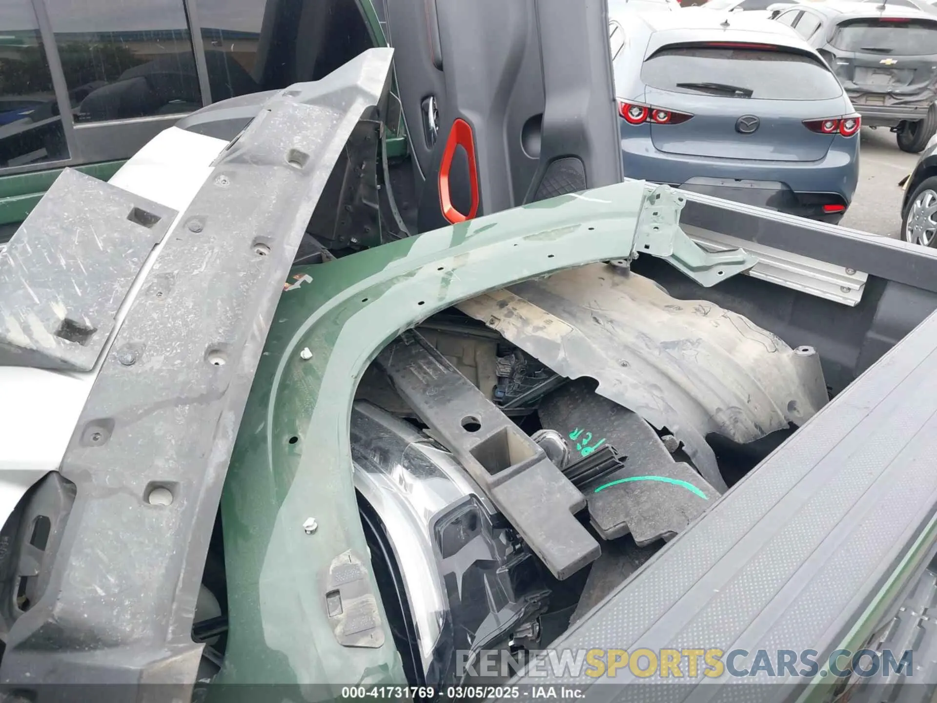 18 Photograph of a damaged car 1N6ED1EJ9NN644248 NISSAN FRONTIER 2022