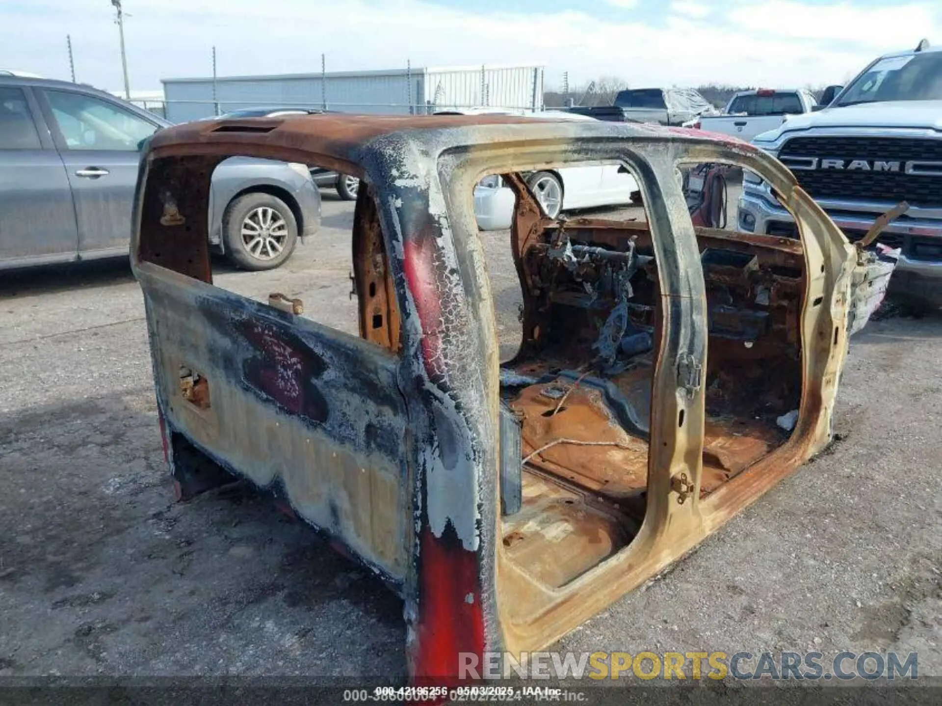 4 Photograph of a damaged car 1N6ED1EJXNN666825 NISSAN FRONTIER 2022