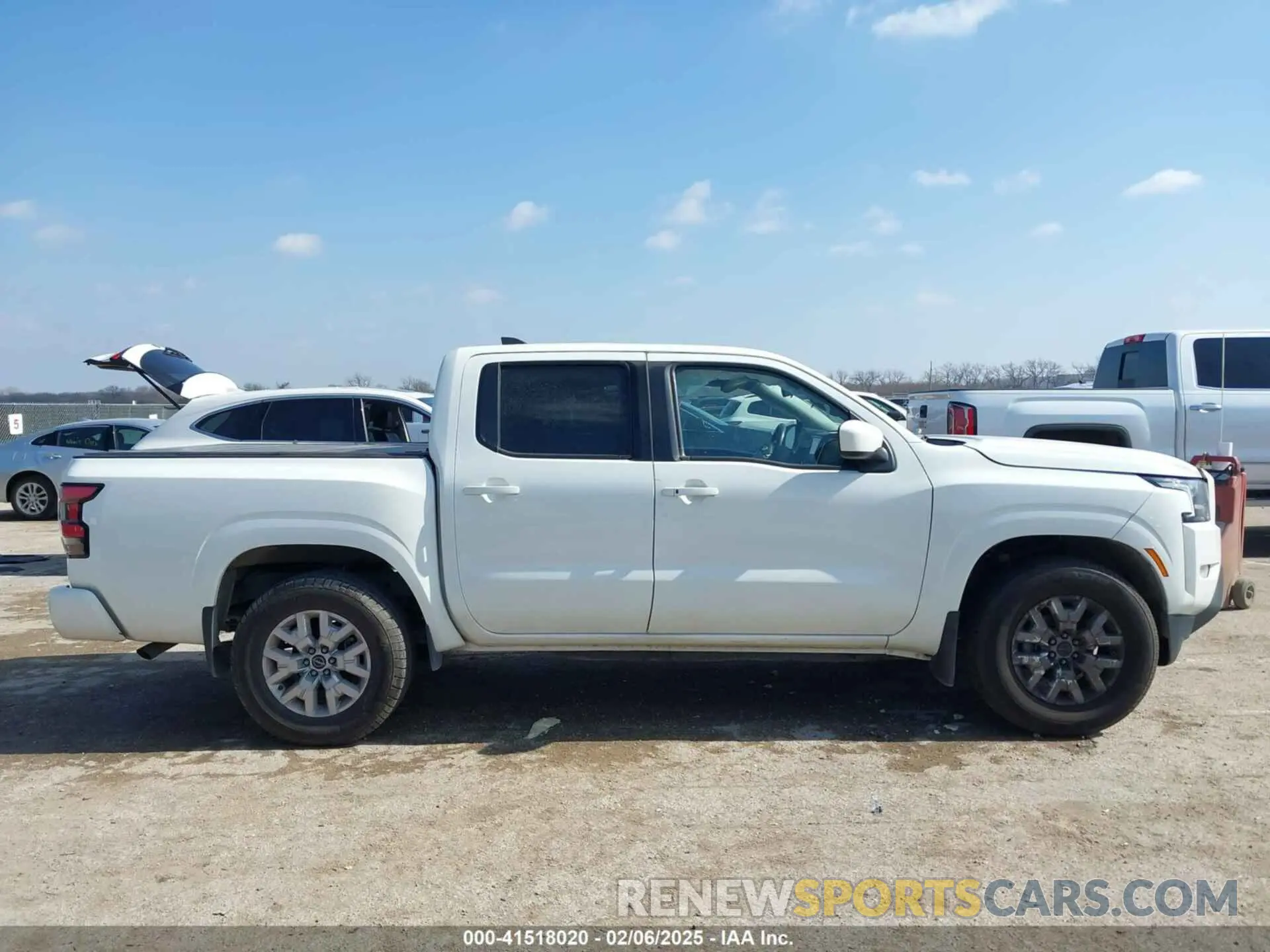 14 Photograph of a damaged car 1N6ED1EJXNN693314 NISSAN FRONTIER 2022