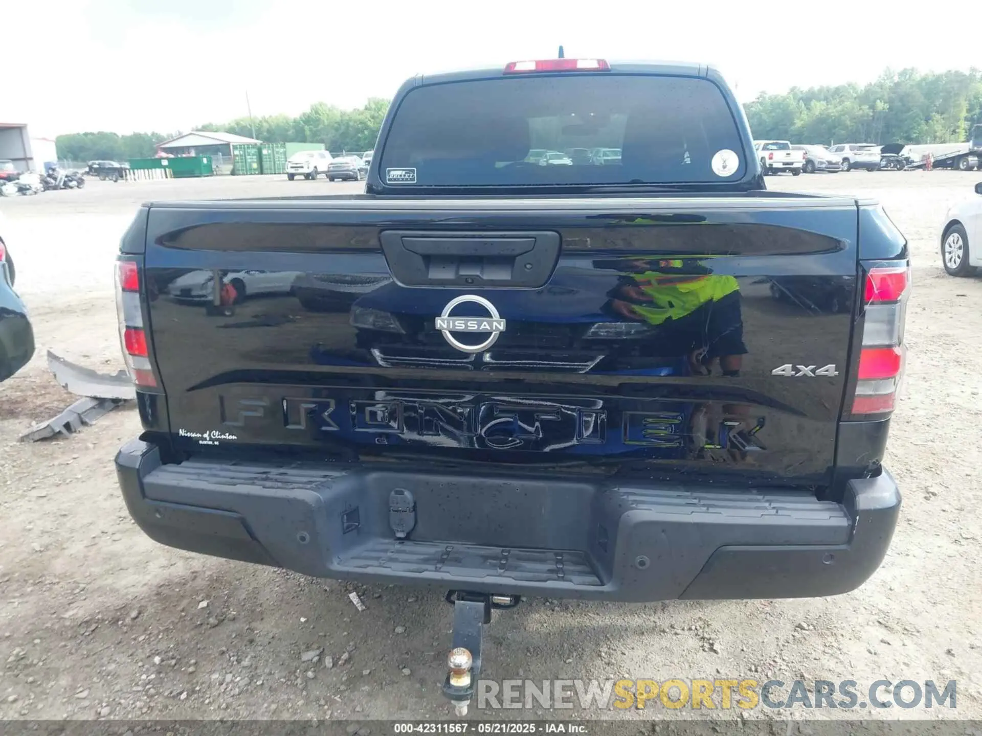 16 Photograph of a damaged car 1N6ED1EK0NN640811 NISSAN FRONTIER 2022