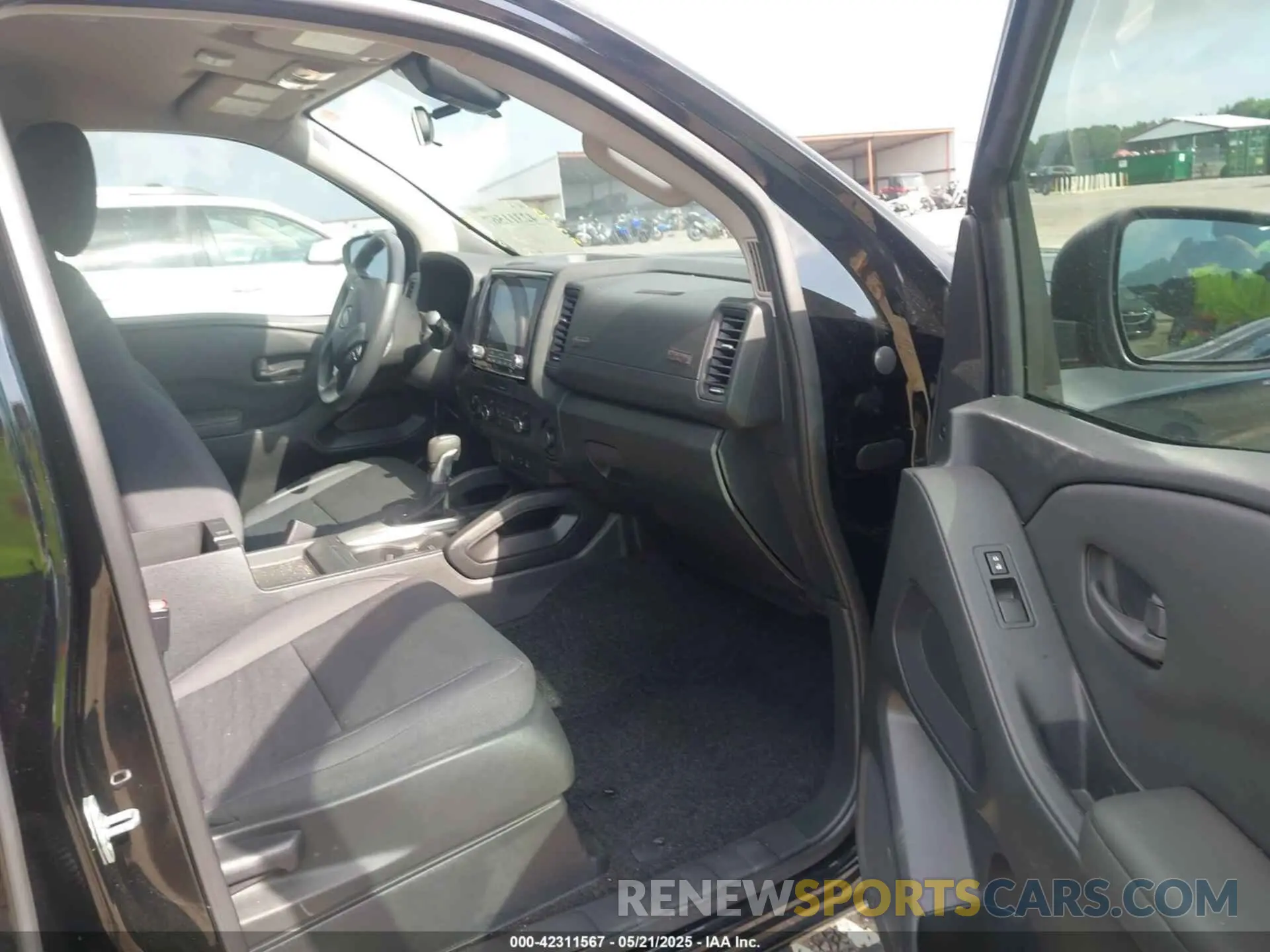5 Photograph of a damaged car 1N6ED1EK0NN640811 NISSAN FRONTIER 2022