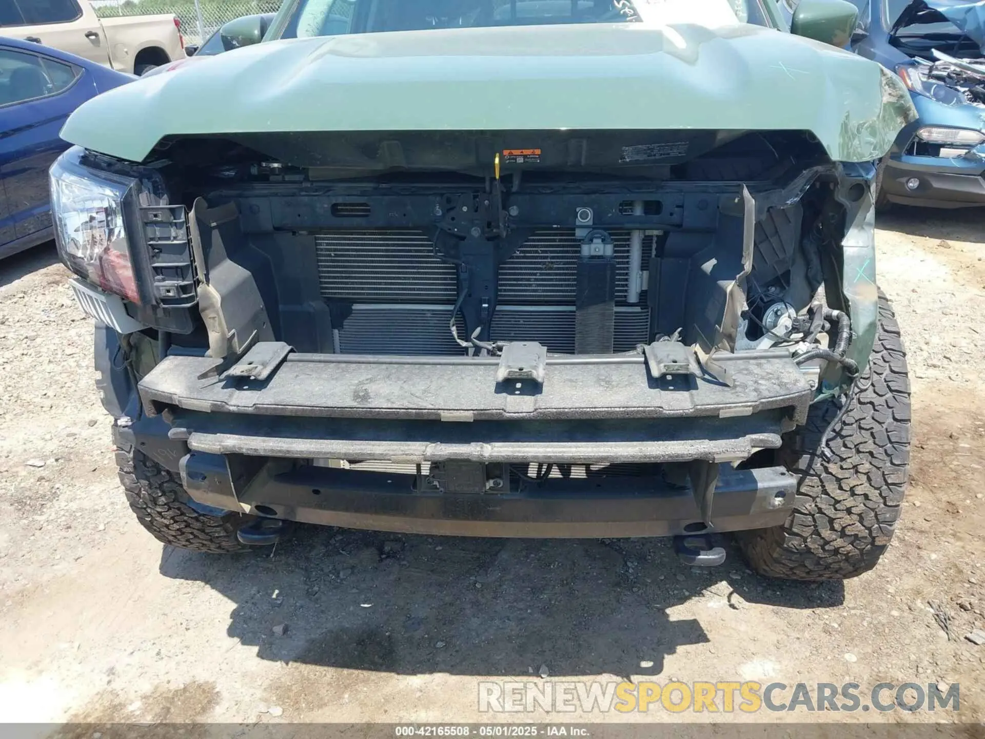 18 Photograph of a damaged car 1N6ED1EK2NN617109 NISSAN FRONTIER 2022