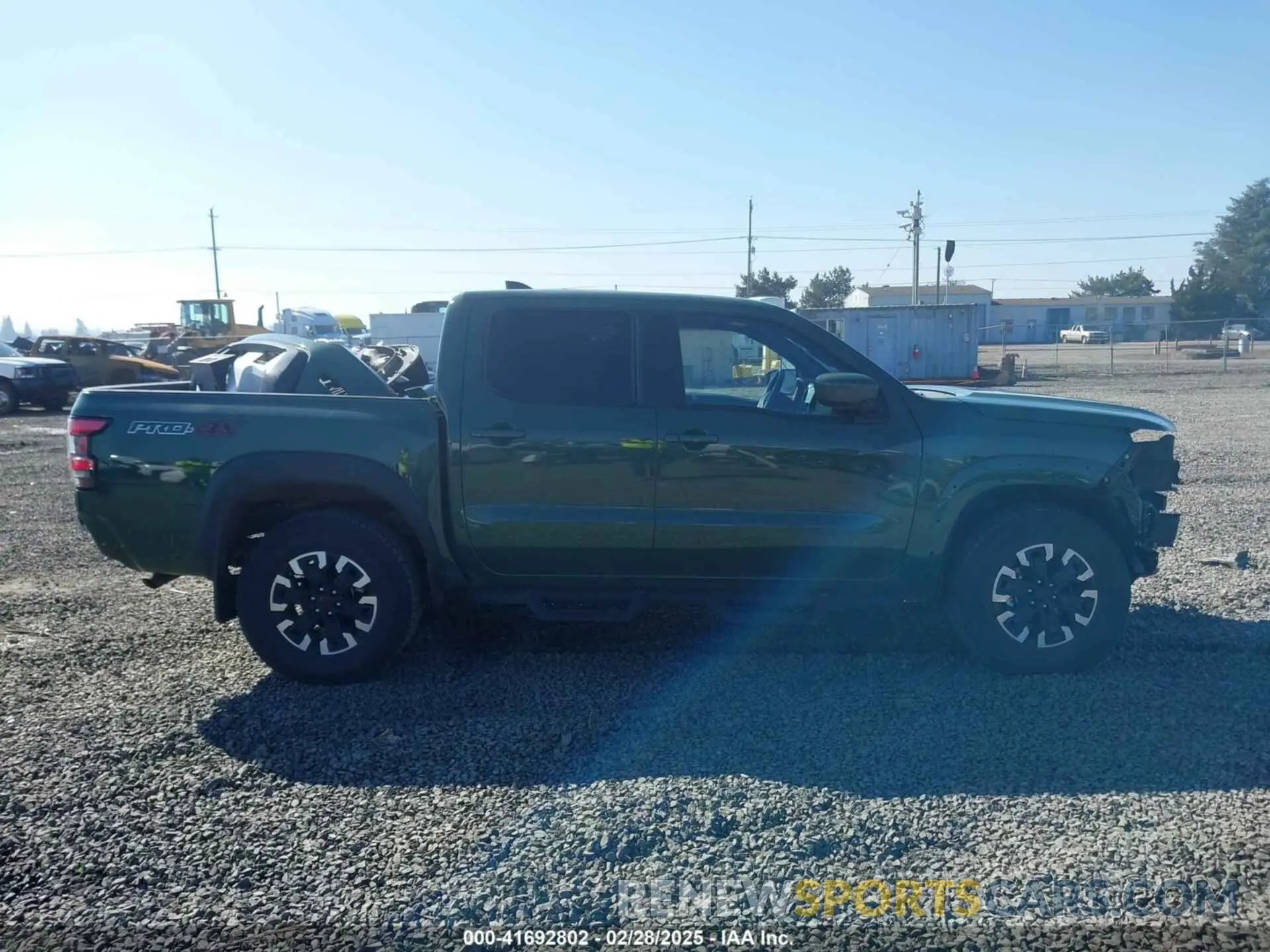 14 Photograph of a damaged car 1N6ED1EK2NN665404 NISSAN FRONTIER 2022