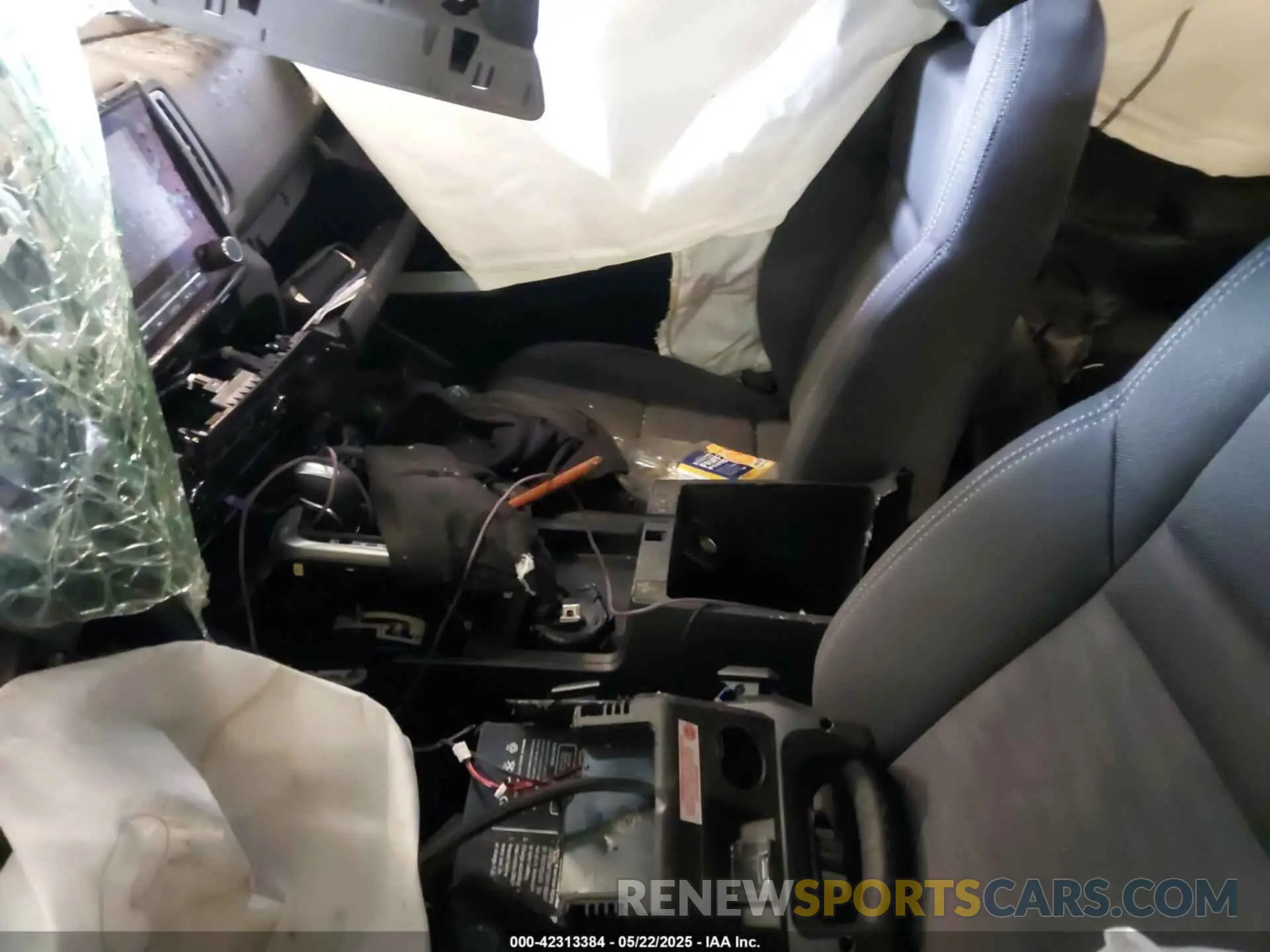5 Photograph of a damaged car 1N6ED1EK2NN678167 NISSAN FRONTIER 2022