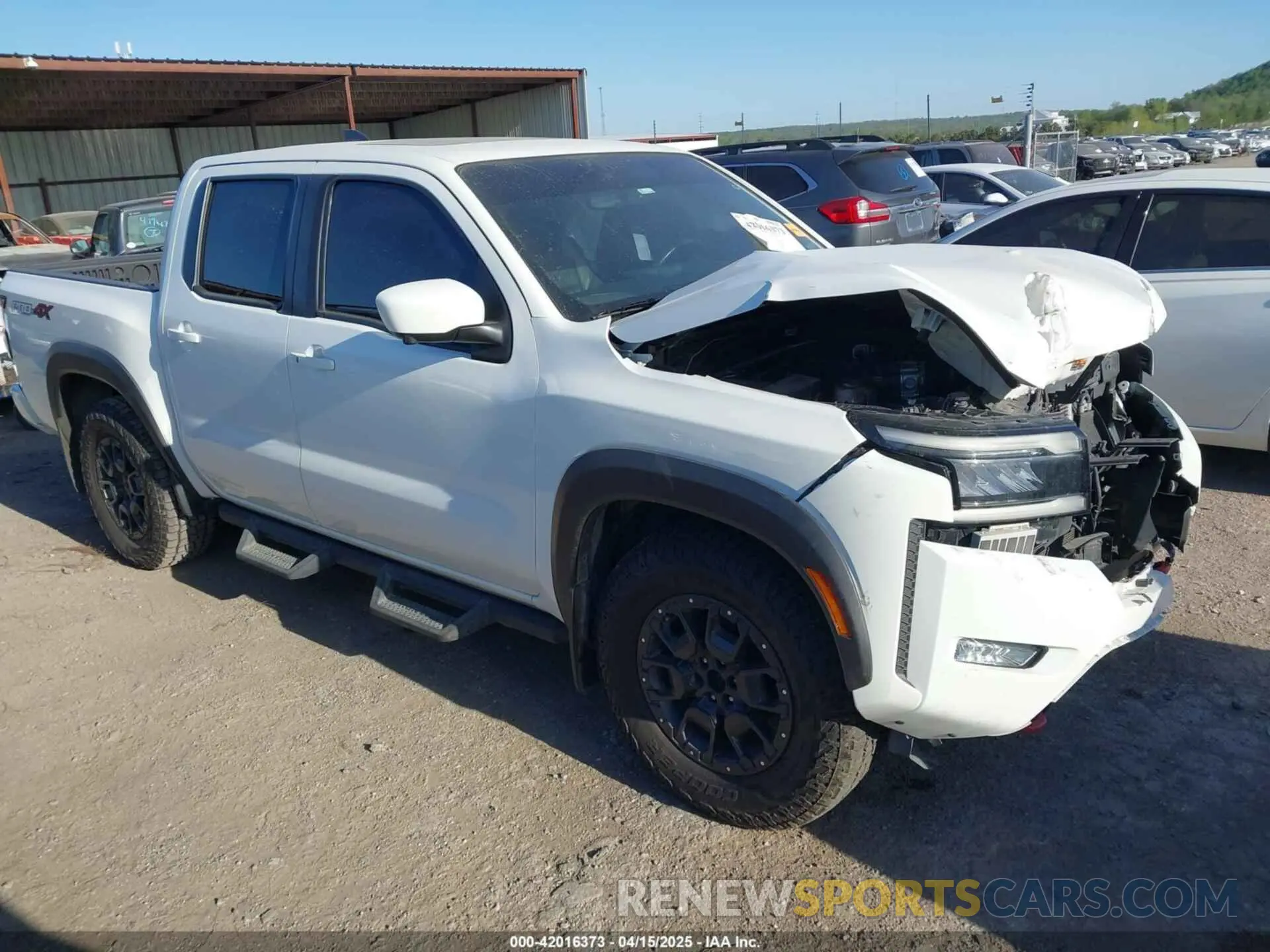 1 Photograph of a damaged car 1N6ED1EK4NN656770 NISSAN FRONTIER 2022