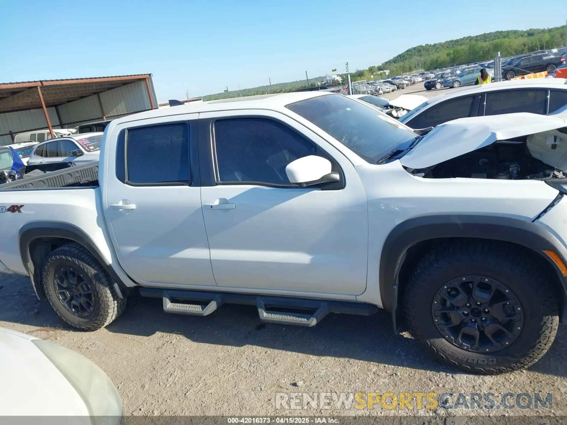14 Photograph of a damaged car 1N6ED1EK4NN656770 NISSAN FRONTIER 2022
