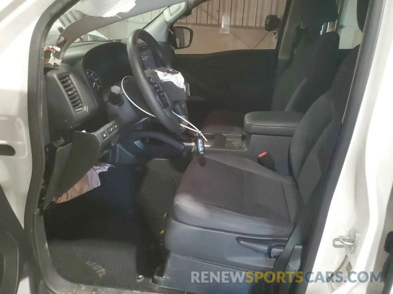 7 Photograph of a damaged car 1N6ED1EK5NN610056 NISSAN FRONTIER 2022