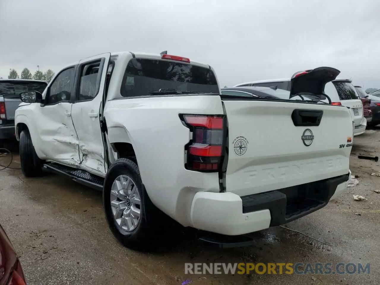 2 Photograph of a damaged car 1N6ED1EK6NN646015 NISSAN FRONTIER 2022