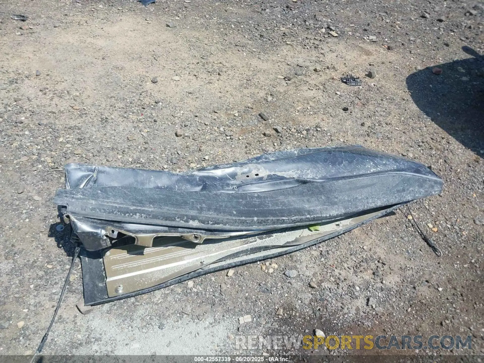 12 Photograph of a damaged car 1N6ED1EK7NN628011 NISSAN FRONTIER 2022